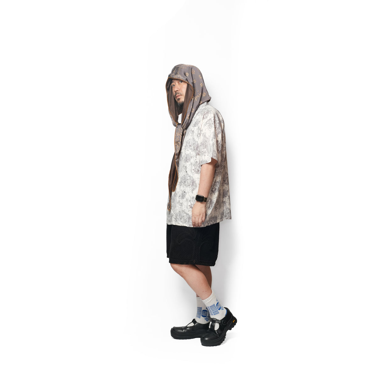 (A)crypsis® Amoeba Paisley Hooded Scarf - Coffee Gold