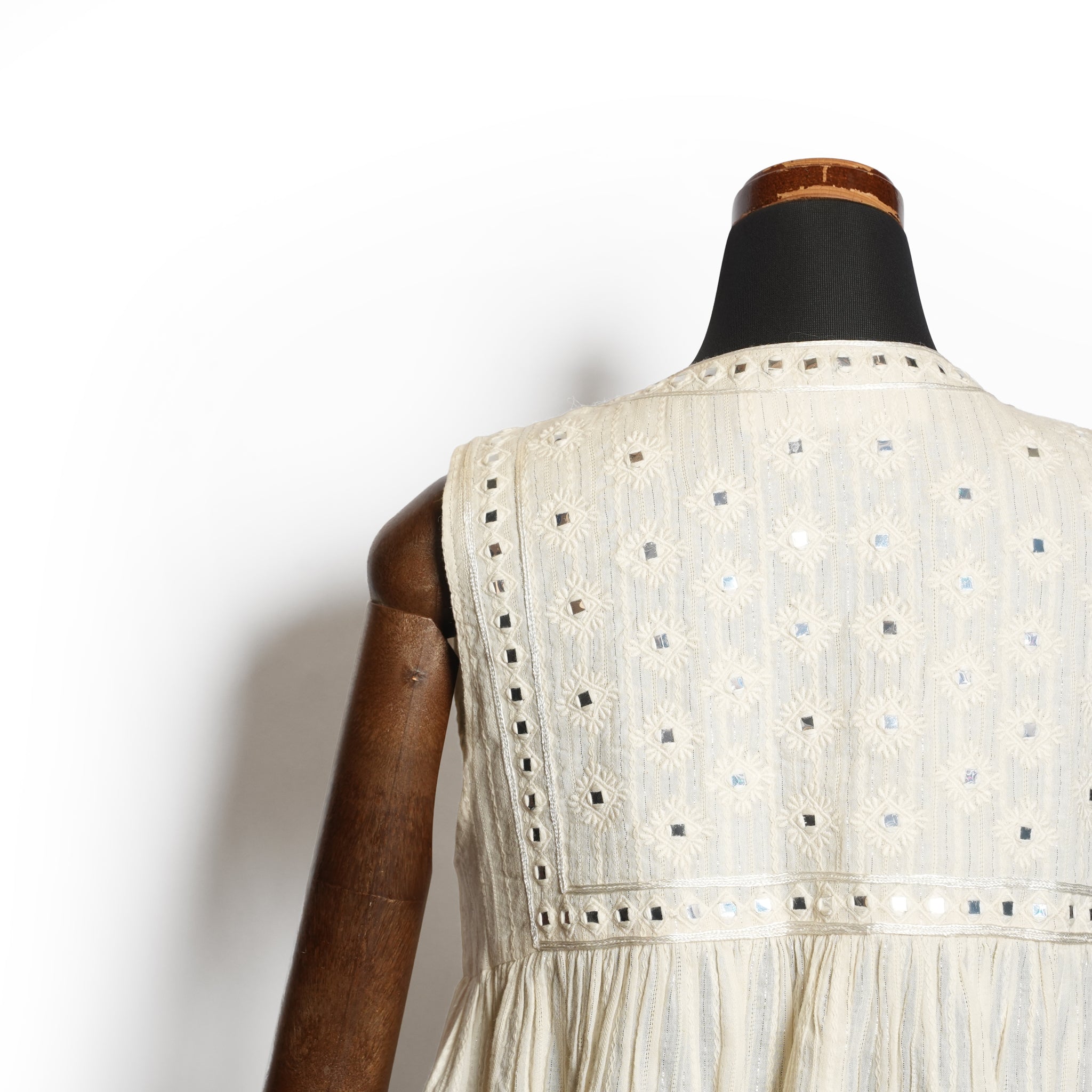 Cotton Jacquard Mirror Embroidery Top – Ecru | SARAMALLIKA