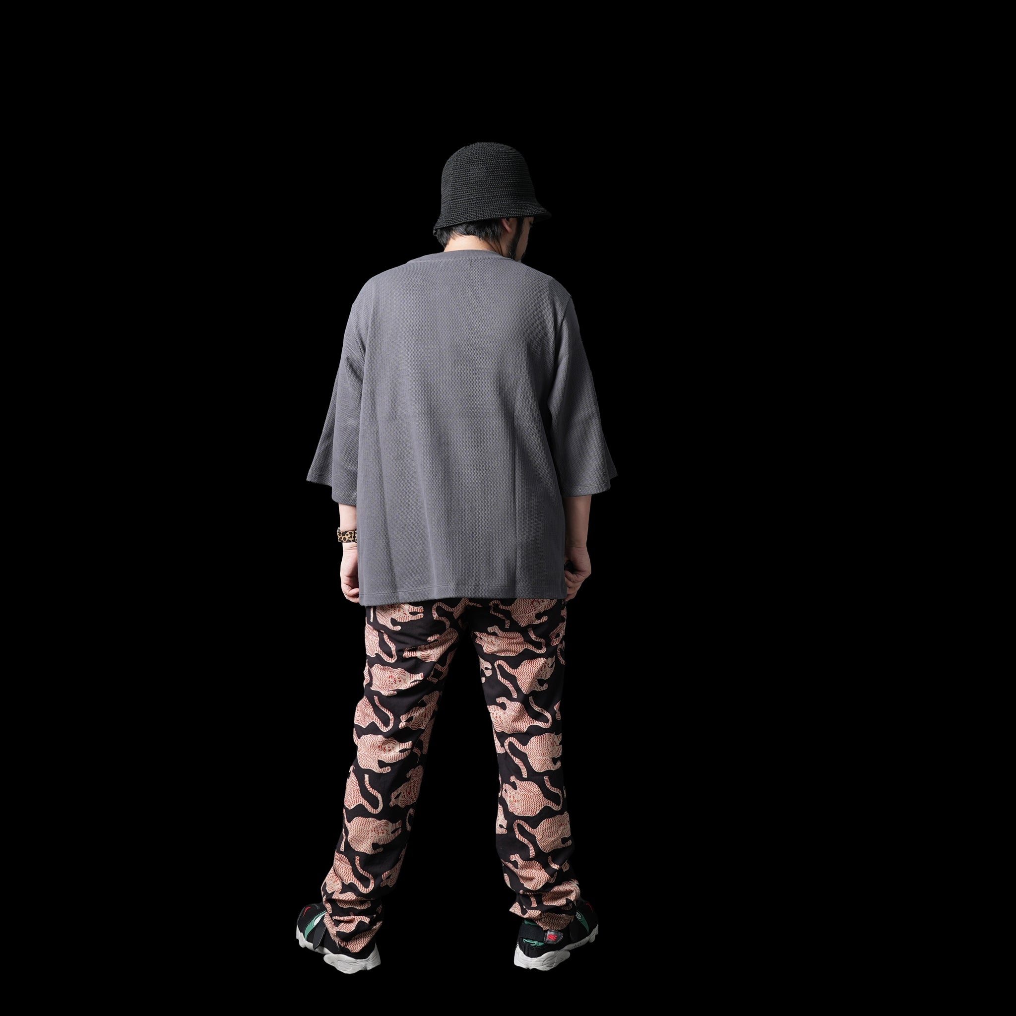 C2315907 | ANY TIME TEE | Color:01-Natural/02-Charcoal【NASNGWAM_ナスングワム】