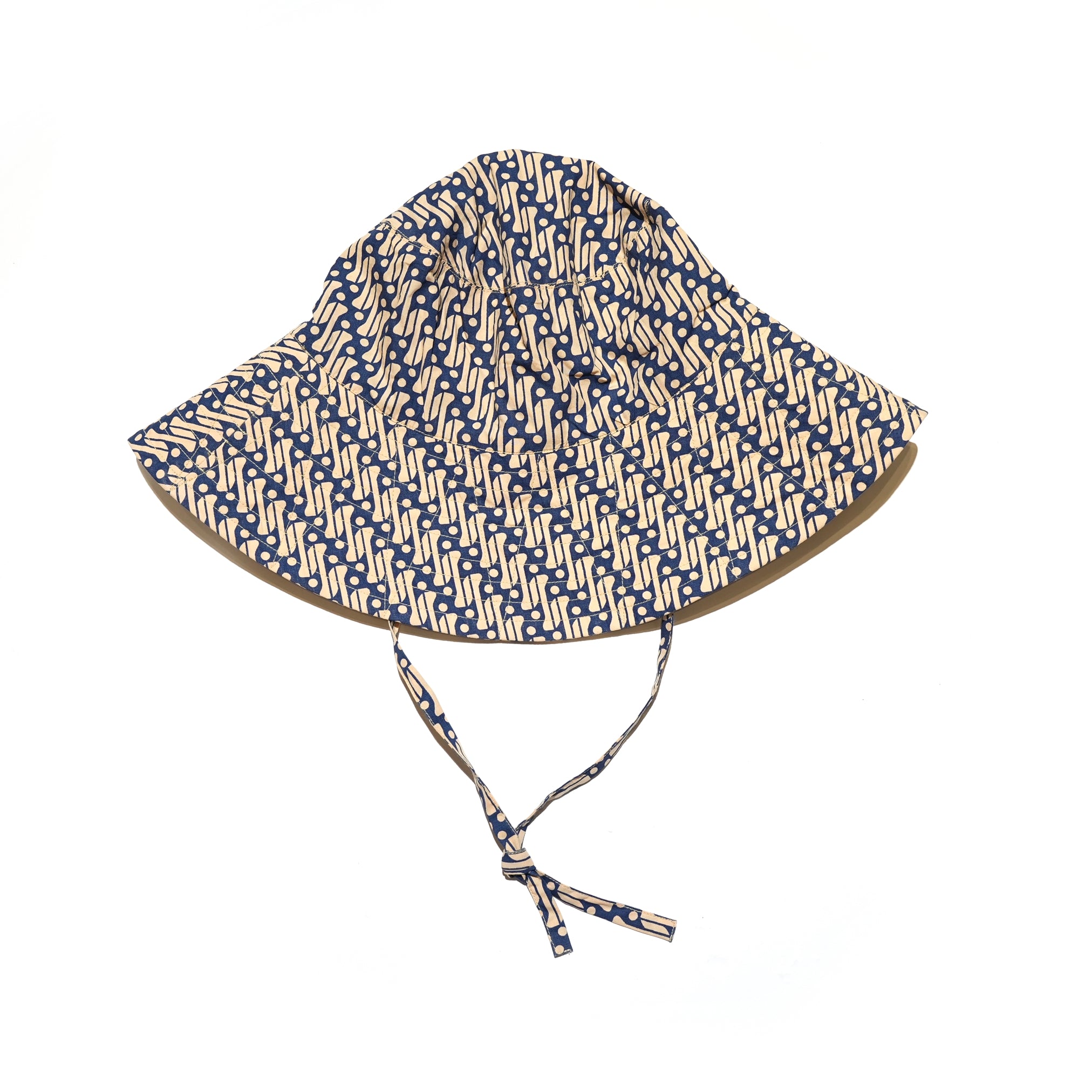 GEOMETRIC PATTERN HAT – Beige | SARAMALLIKA