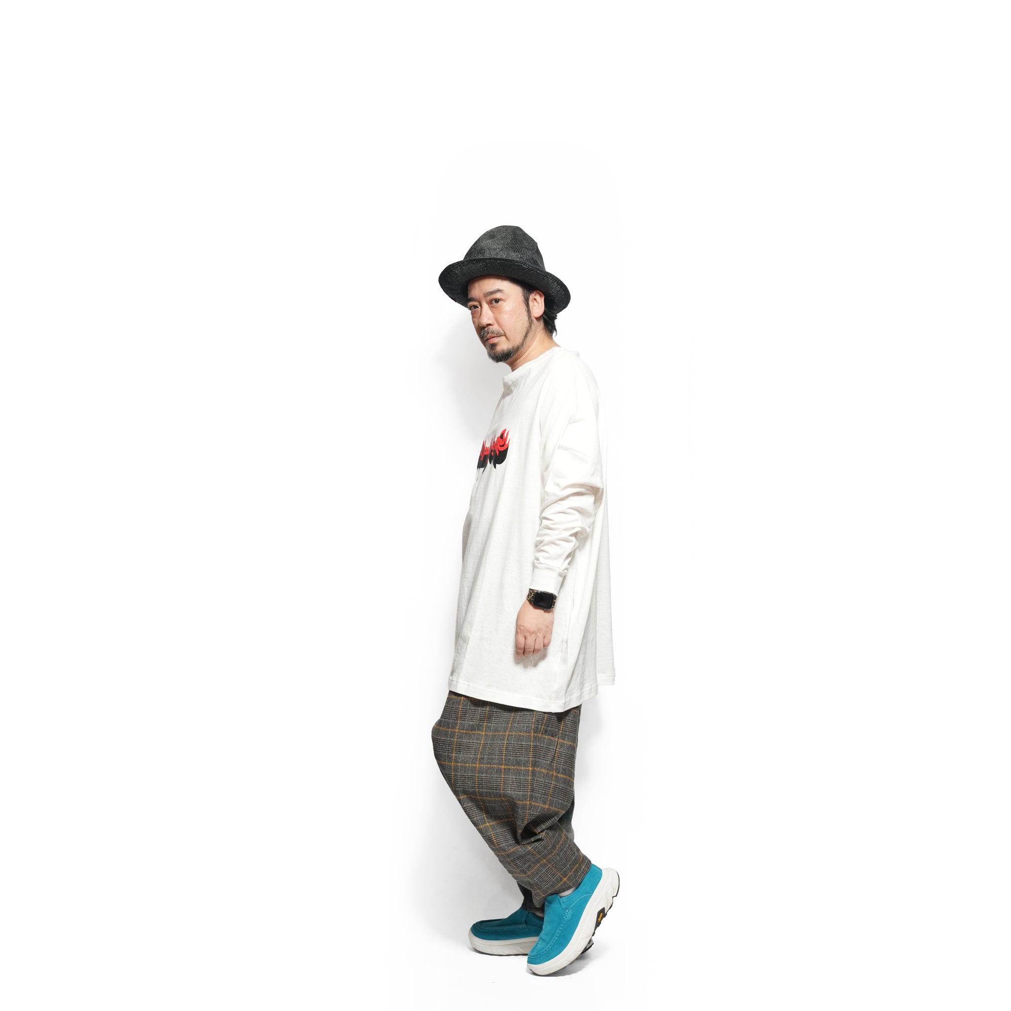 ARABIC L&P L/S Tee – White | STOF
