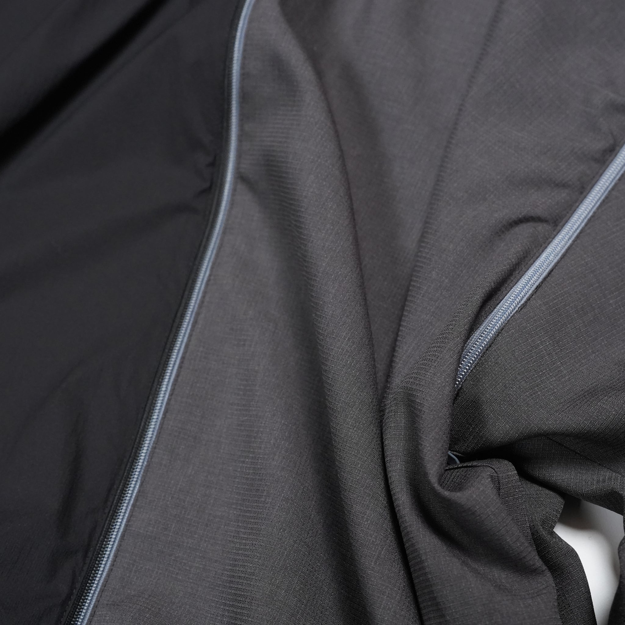MNEELYTITN-GSHCIROTLSOR 3WAY HOODIE JACKET– Black | STOF