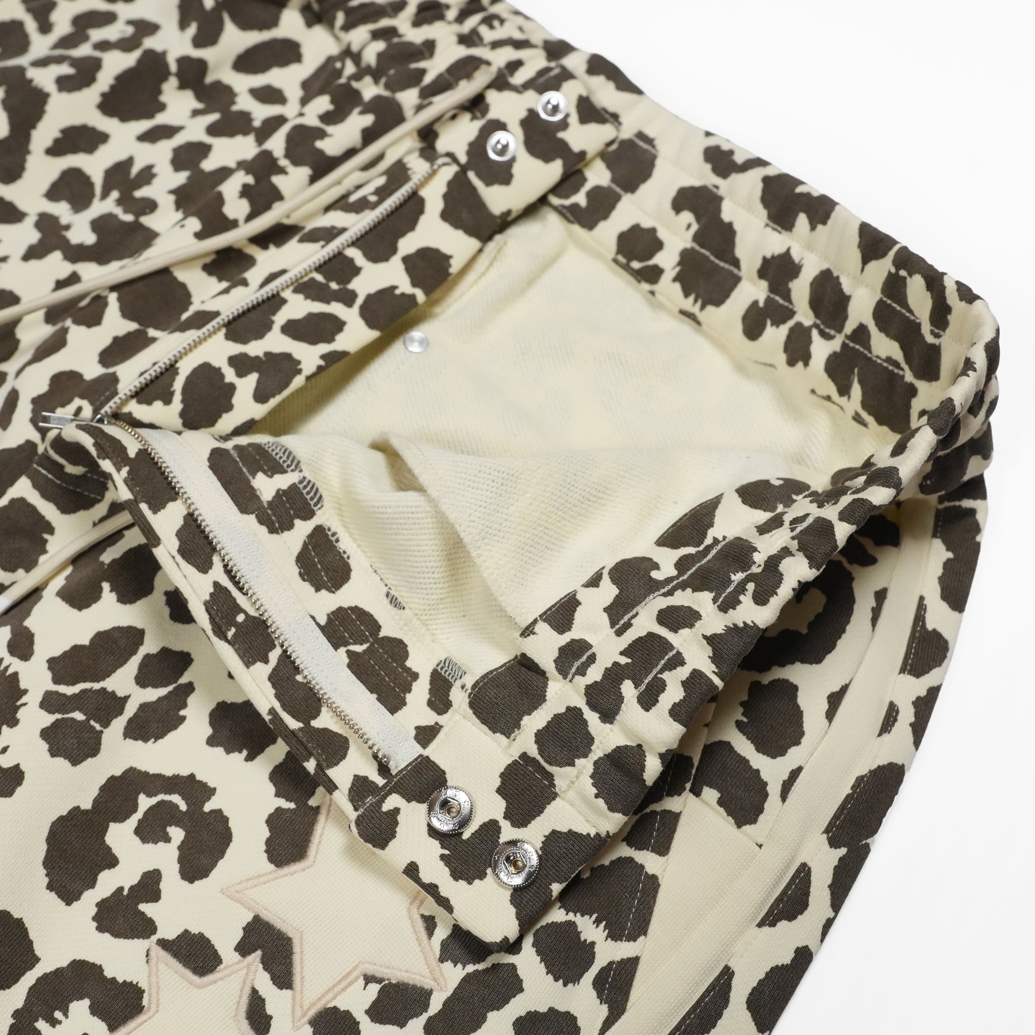 Star sweat pants – Leopard | PLATEAU STUDIO