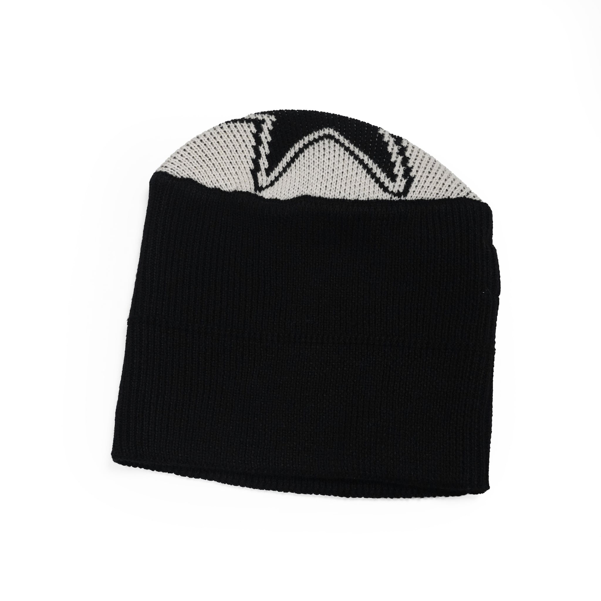 Flat beanie – Black | PLATEAU STUDIO
