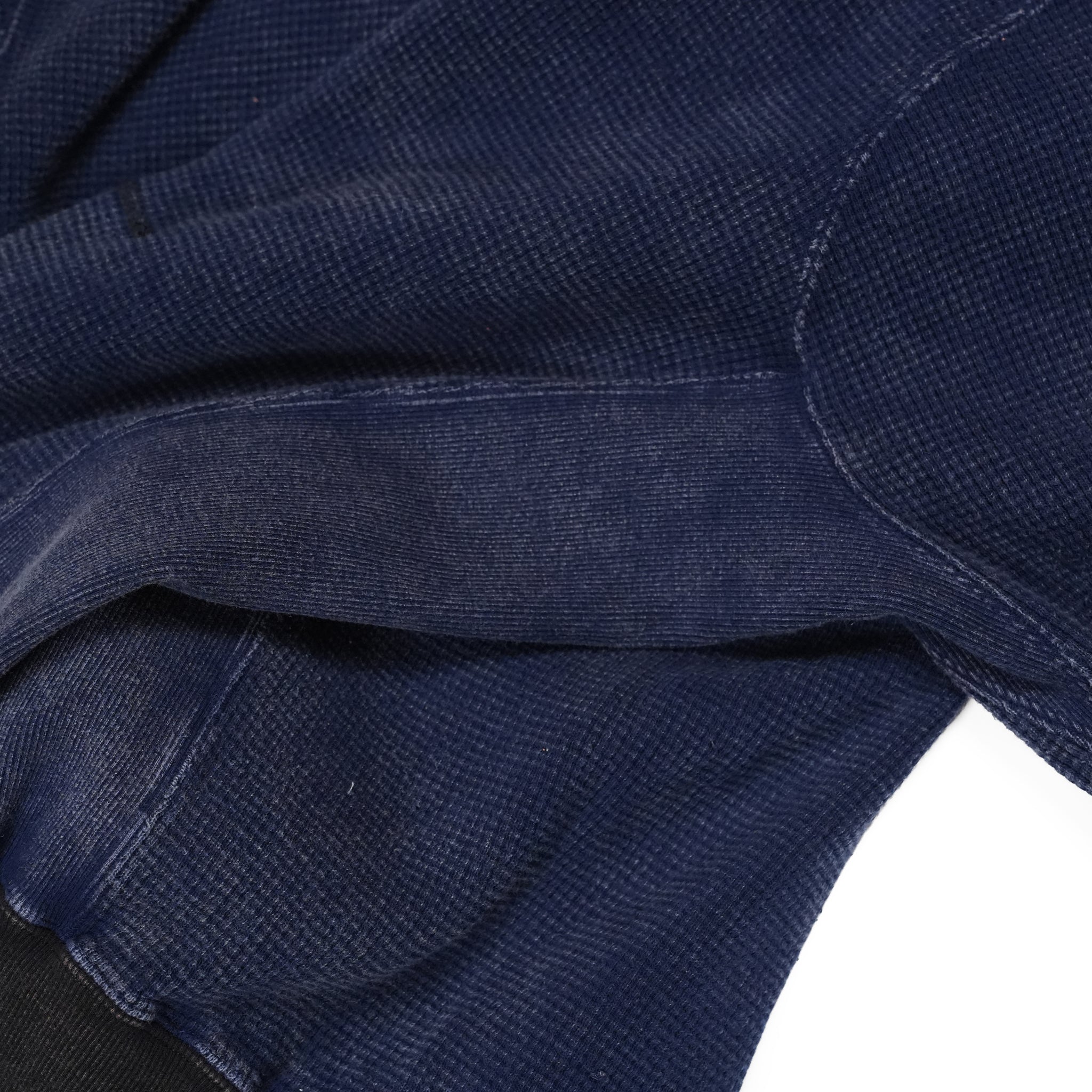 Retrofit hoodie Thermal long tee-vintage dye – McClure -Faded vintage dye (Black×Navy) | IMPRESTORE