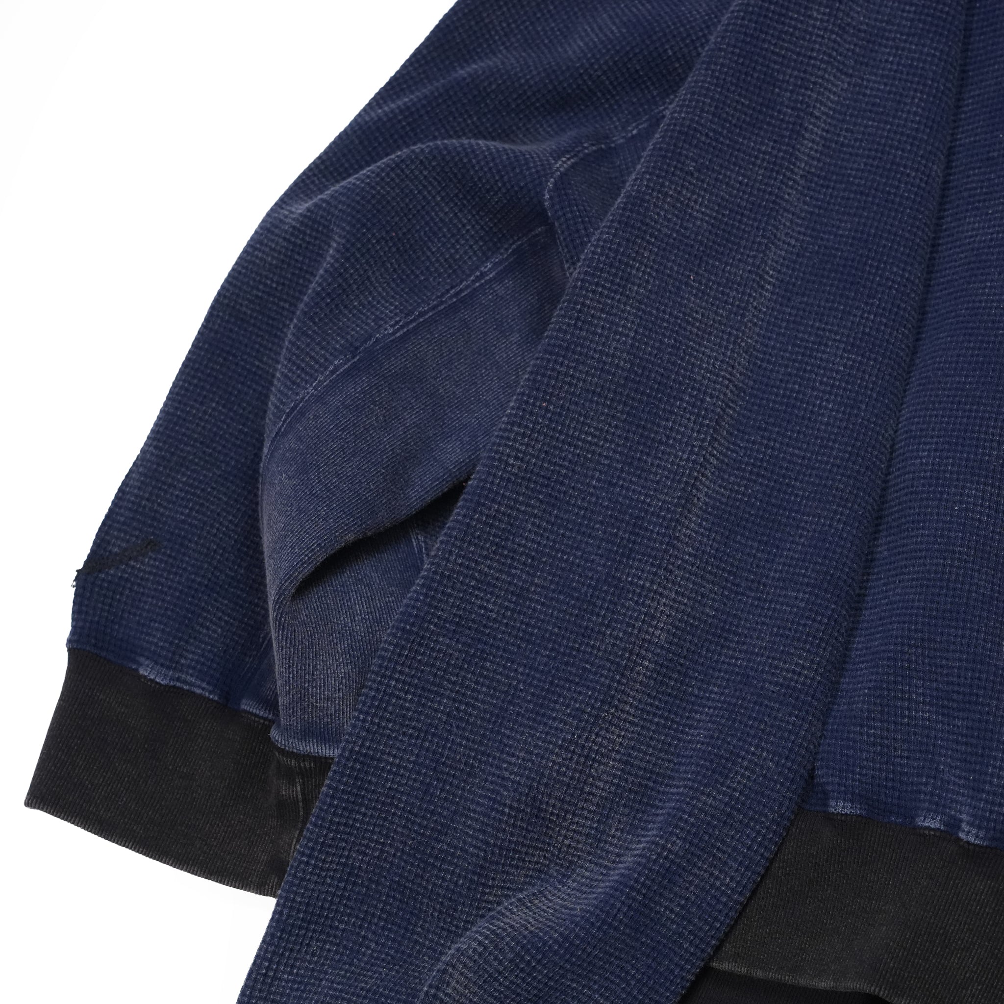 Retrofit hoodie Thermal long tee-vintage dye – McClure -Faded vintage dye (Black×Navy) | IMPRESTORE