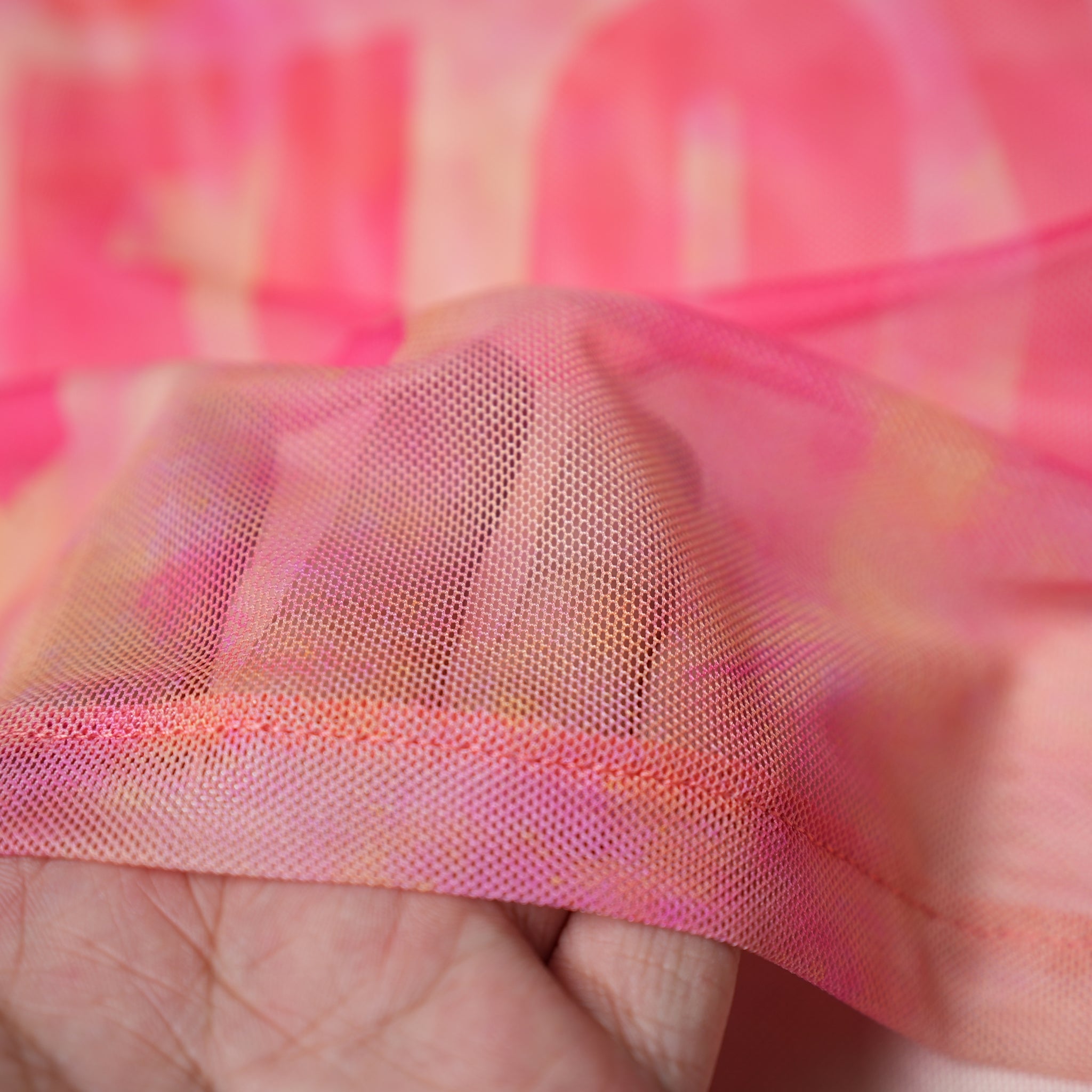 Name:PinkFloyd_Stacked Logo_Lady_PINK_Mesh Crop【ROCK OFF】【ネコポス選択可能】
