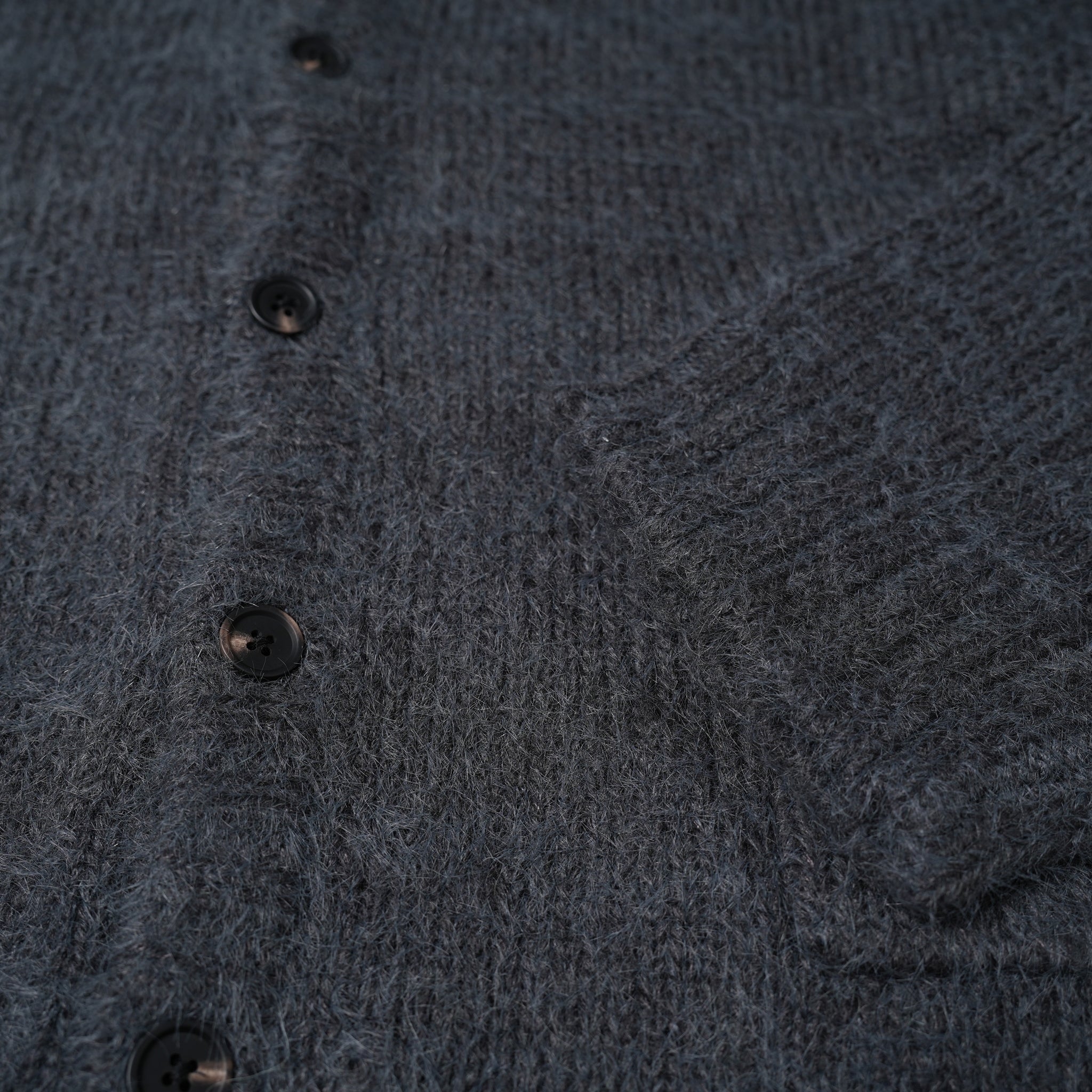 No:m-2303752 | Name:shaggy mohair knit cardigan | Color:Beige/Charcoal【MODEM DESIGN_モデムデザイン】