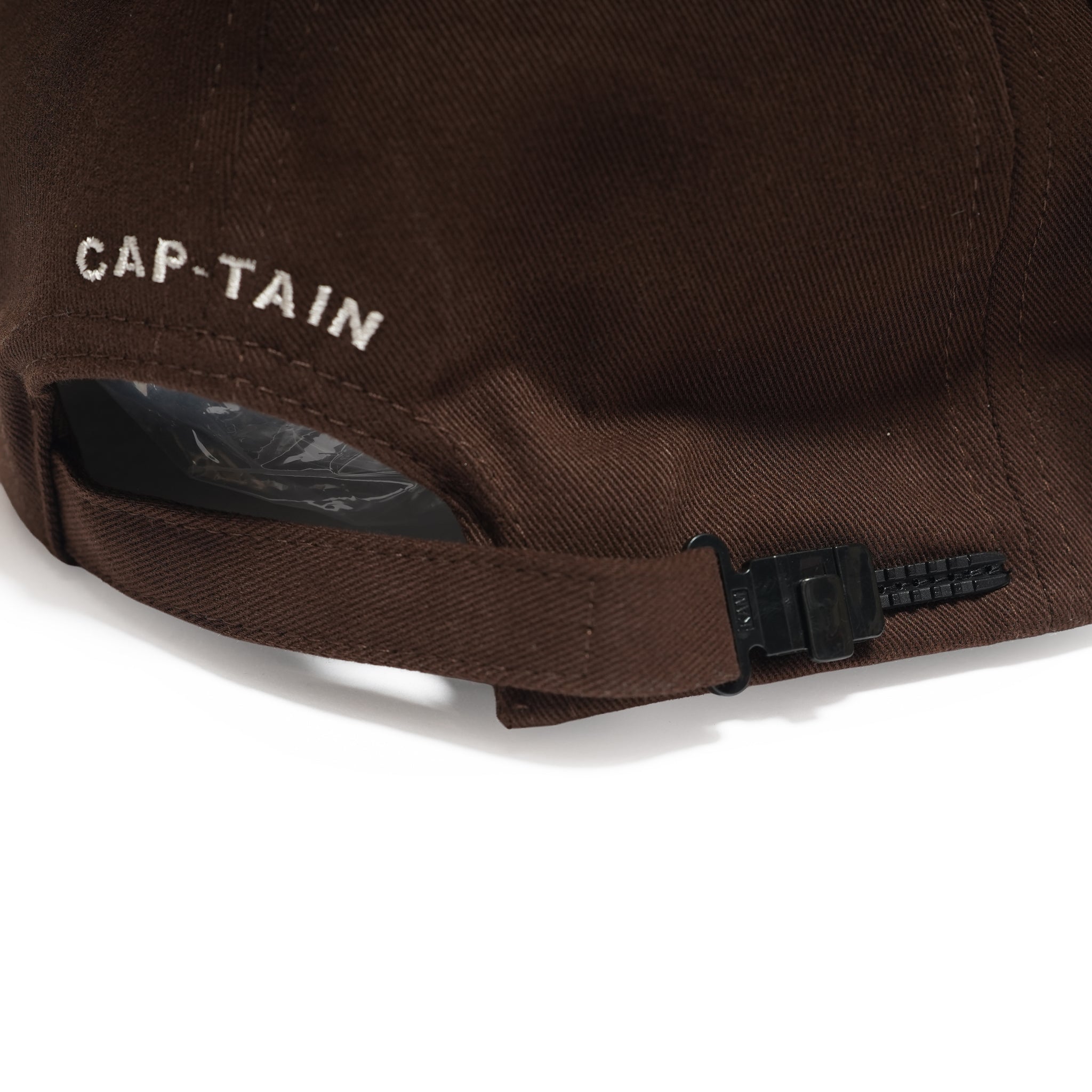 NATHANIEL – D Brown | CAP-TAIN
