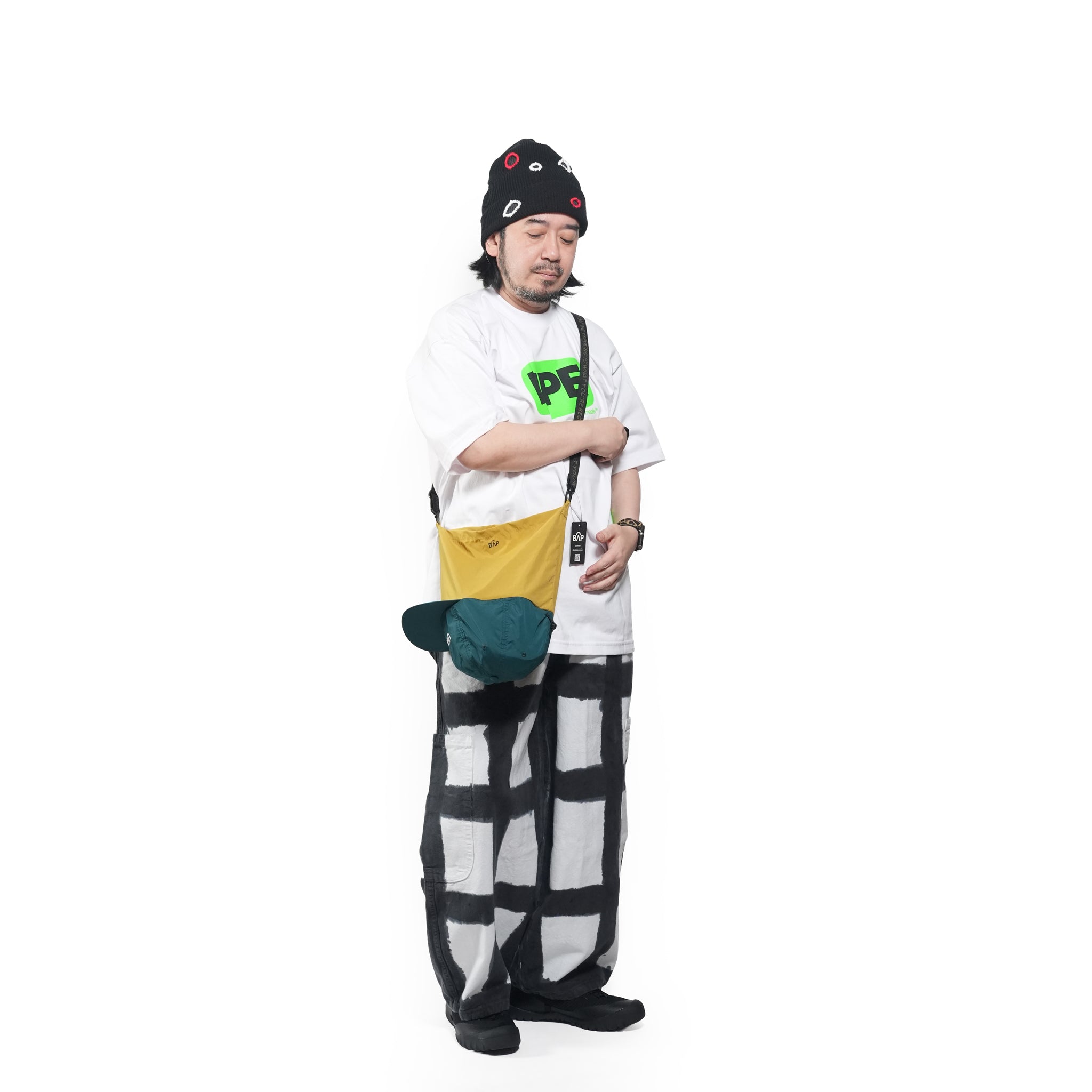 BAP / UGU UGU Wordface BagCap / Color_Green - Bag : Mustard