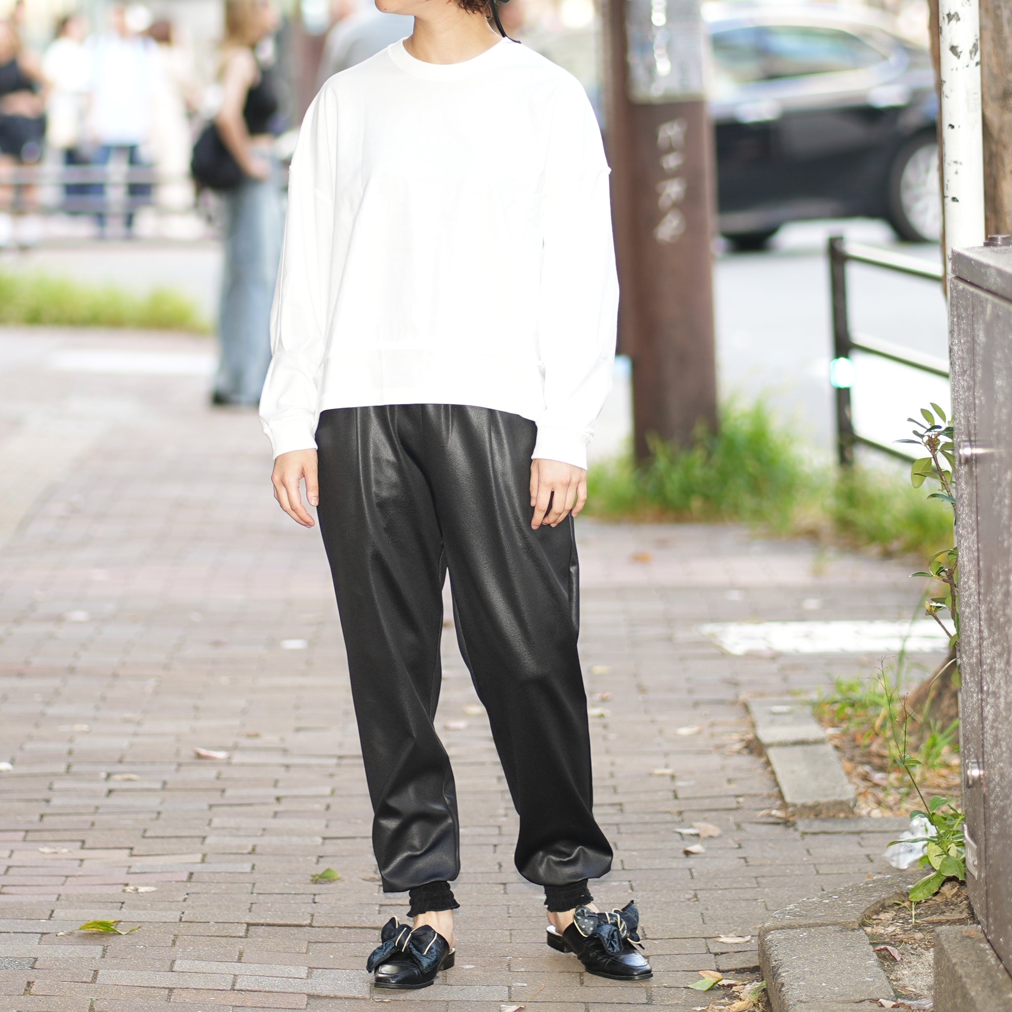 No:WHT23FPT4034 | Name:Leather Like Shirring Jodhpurs | Color:Black/Brown【WHYTO _ホワイト】