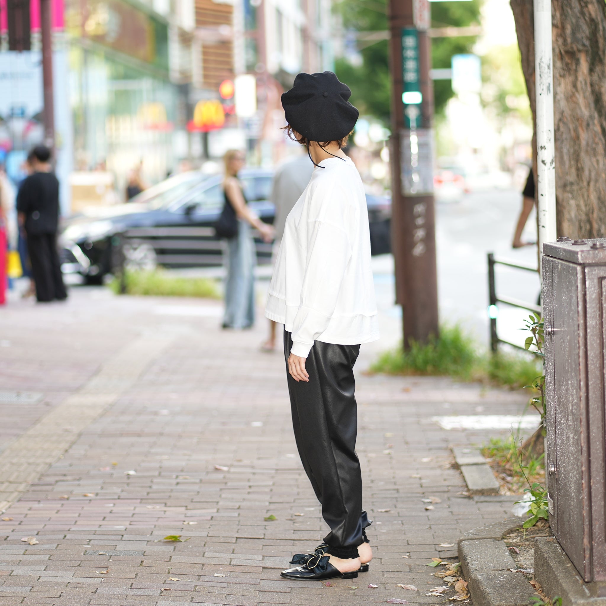 No:WHT23FPT4034 | Name:Leather Like Shirring Jodhpurs | Color:Black/Brown【WHYTO _ホワイト】