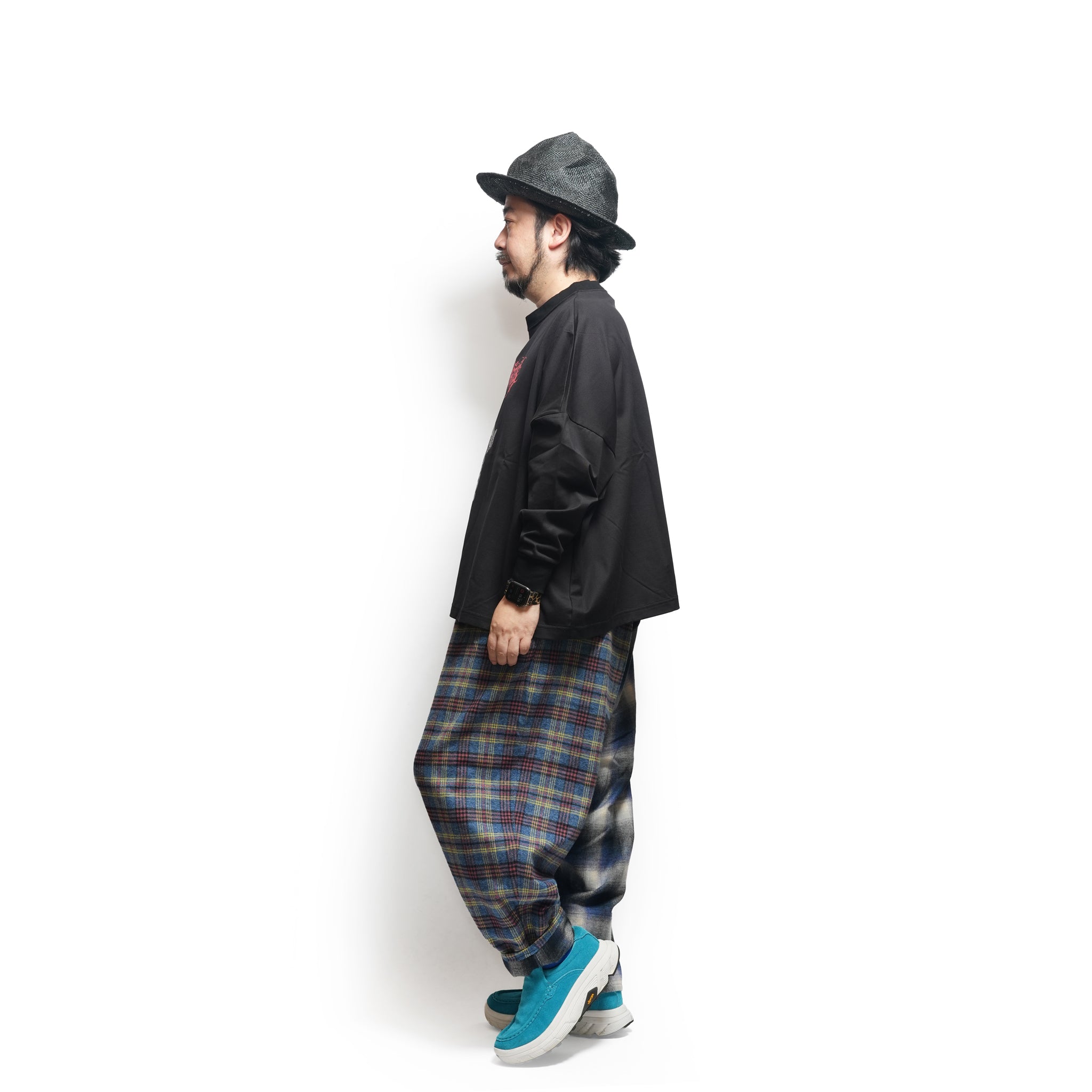 CATBERUS Wide Pullover – Black | BEDSIDEDRAMA