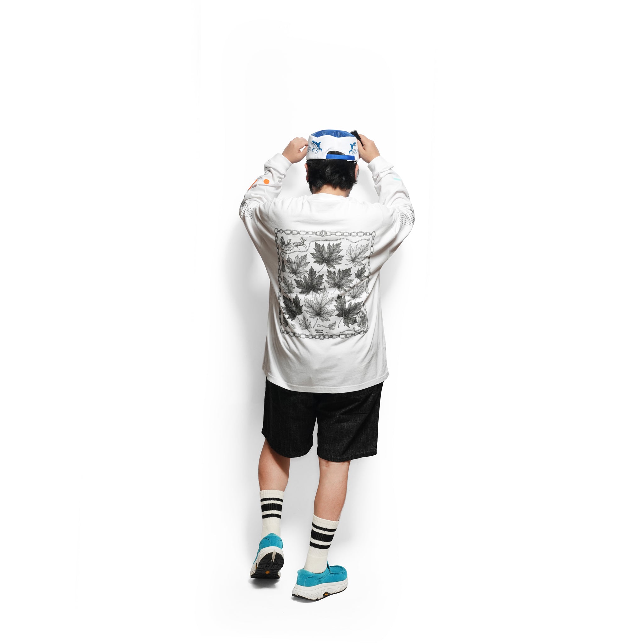 _289 – White | UNTRACE