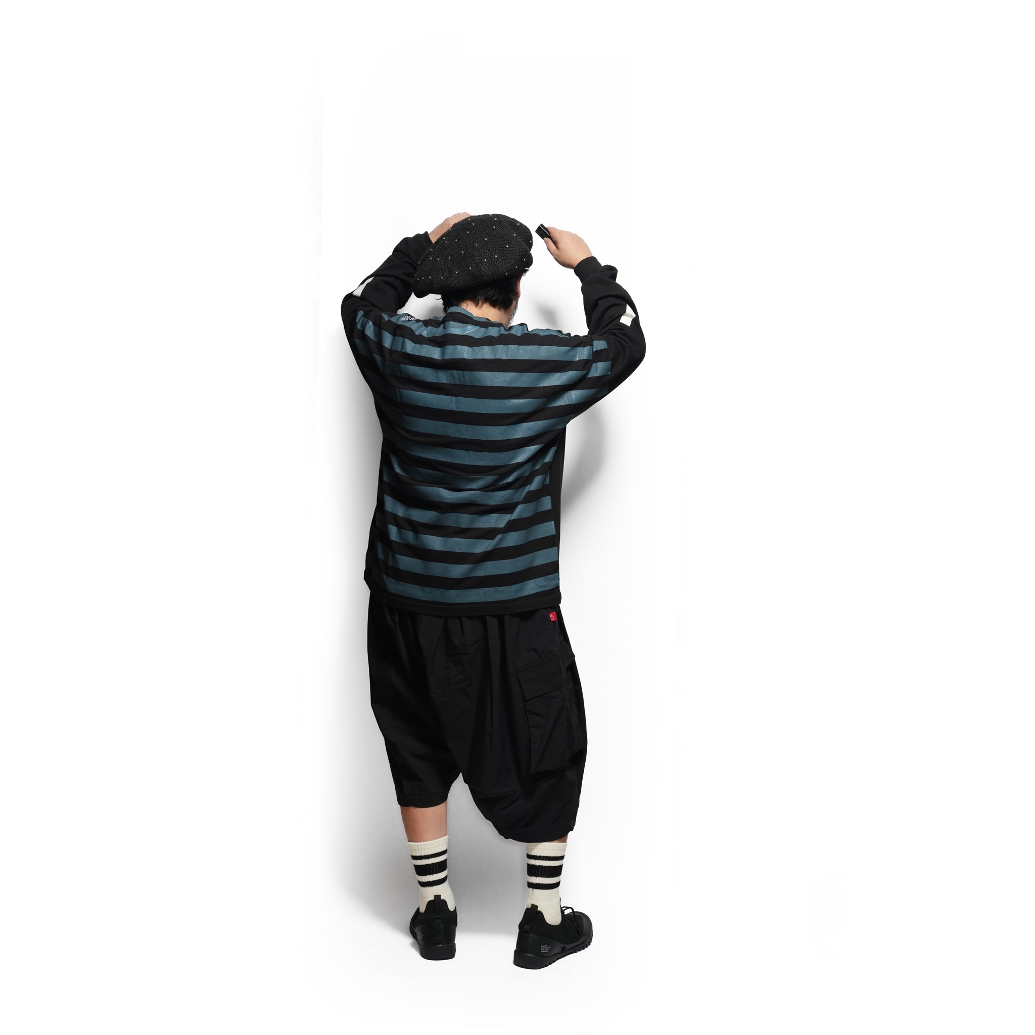 _294 – Black X Steel Blue | UNTRACE