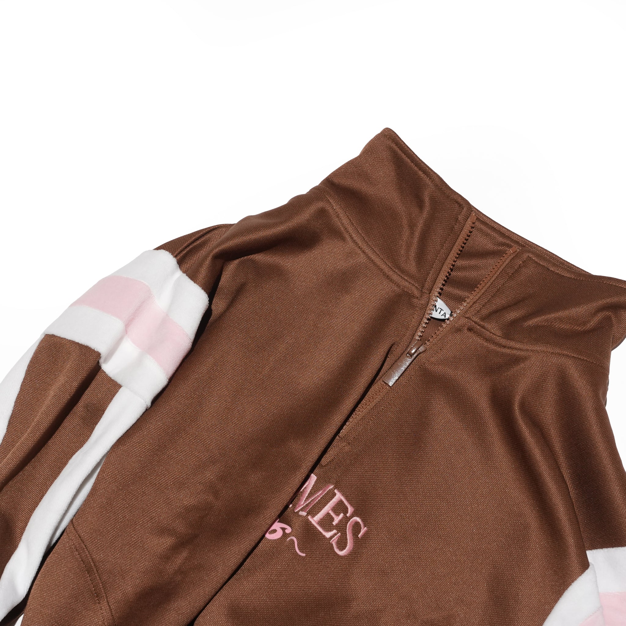 1996 TRACKSIDE SWEATSHIRT – Mocha | ARAMINTA JAMES