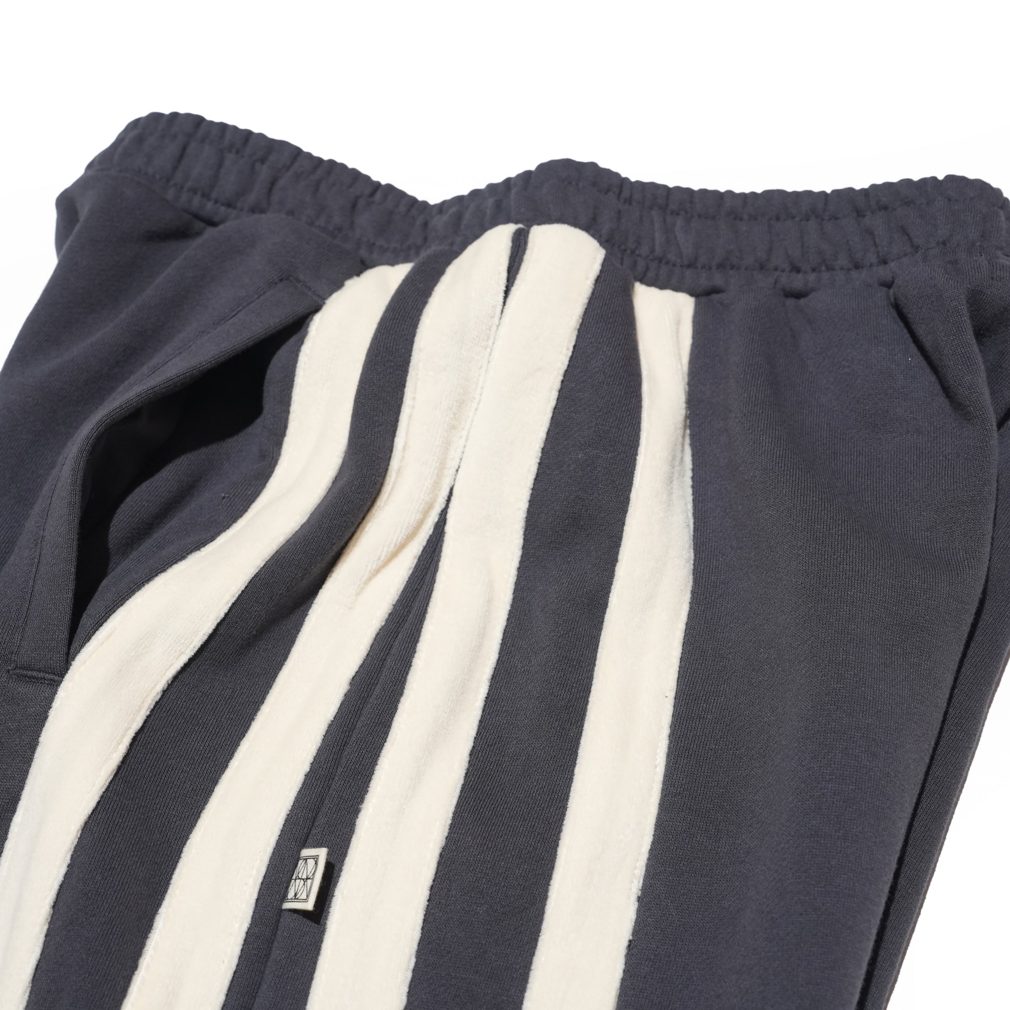 RACES TRACKPANT – Noir | ARAMINTA JAMES