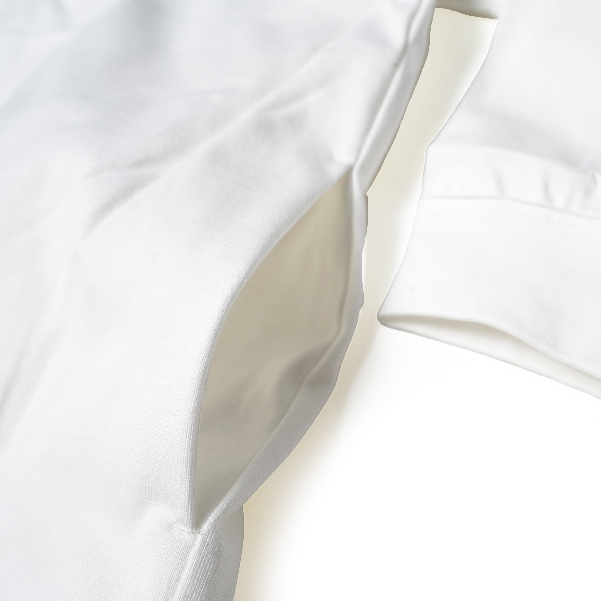 No:UN-012_AW23 | Name:BOX COTTON TEE L/S | Color:White【UNTRACE_アントレース】