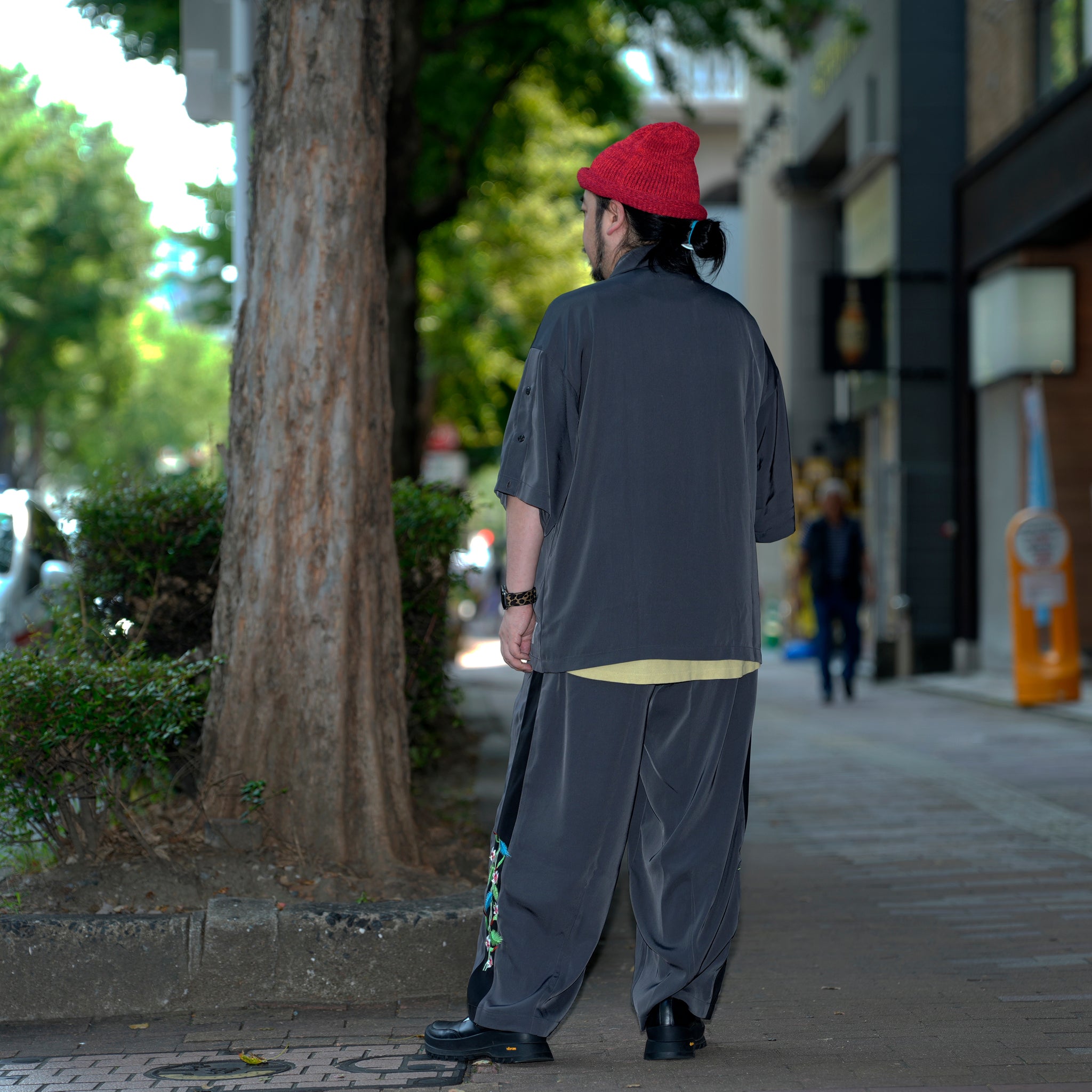 efite-07 | Hibiscus embroidery open collar s/s shirts | Color:Greige/Charcoal【EFFECTEN_エフェクテン】【archive】