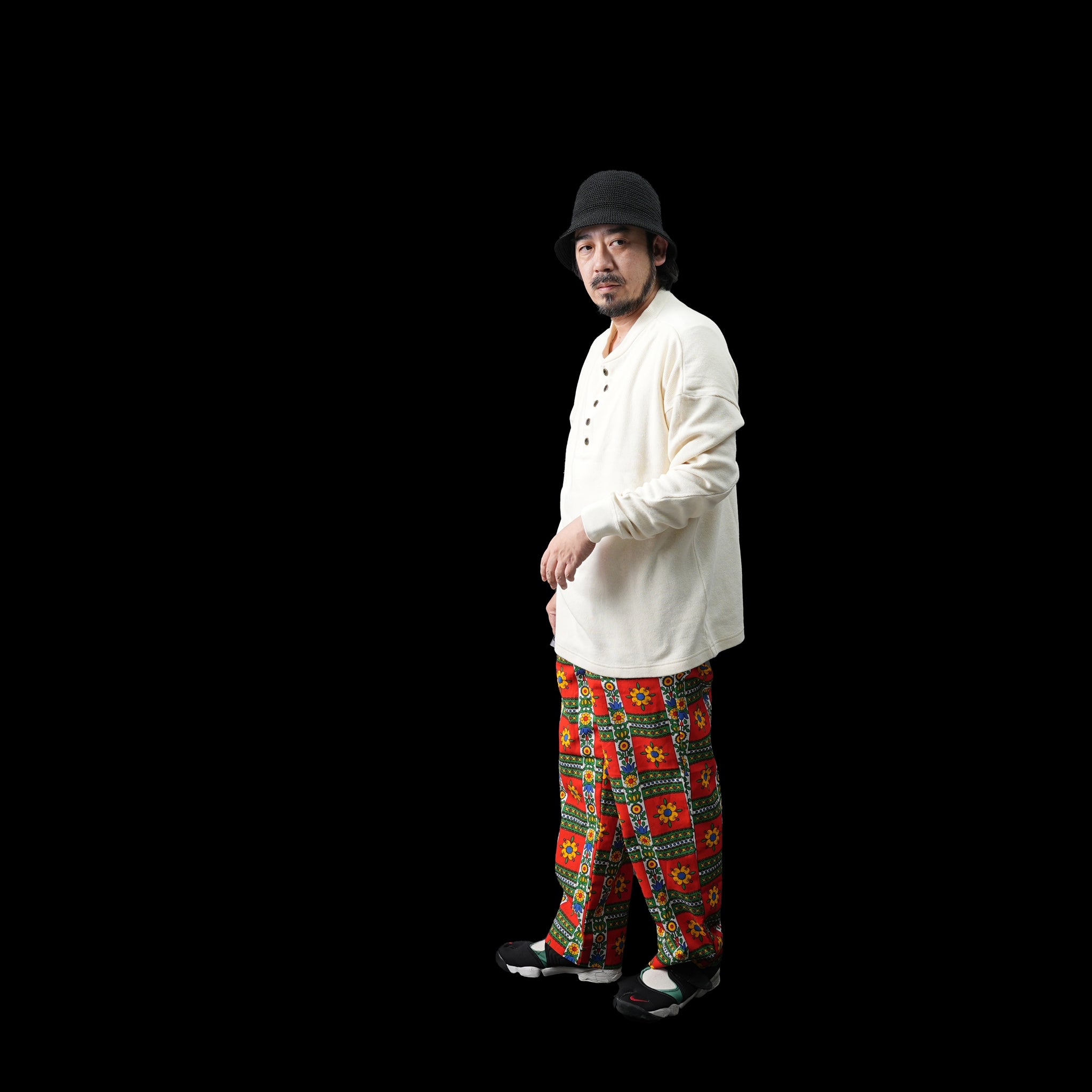 No:P2334308 | Name:VF TUCK EASY PANTS | Color:01-ASSORT | Size:L【NASNGWAM_ナスングワム】
