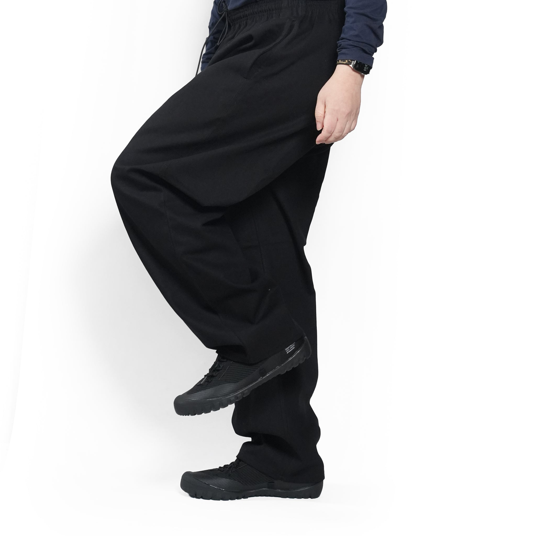 DAILY DIGGING (Duck Pants) – Black | SMOKE T ONE