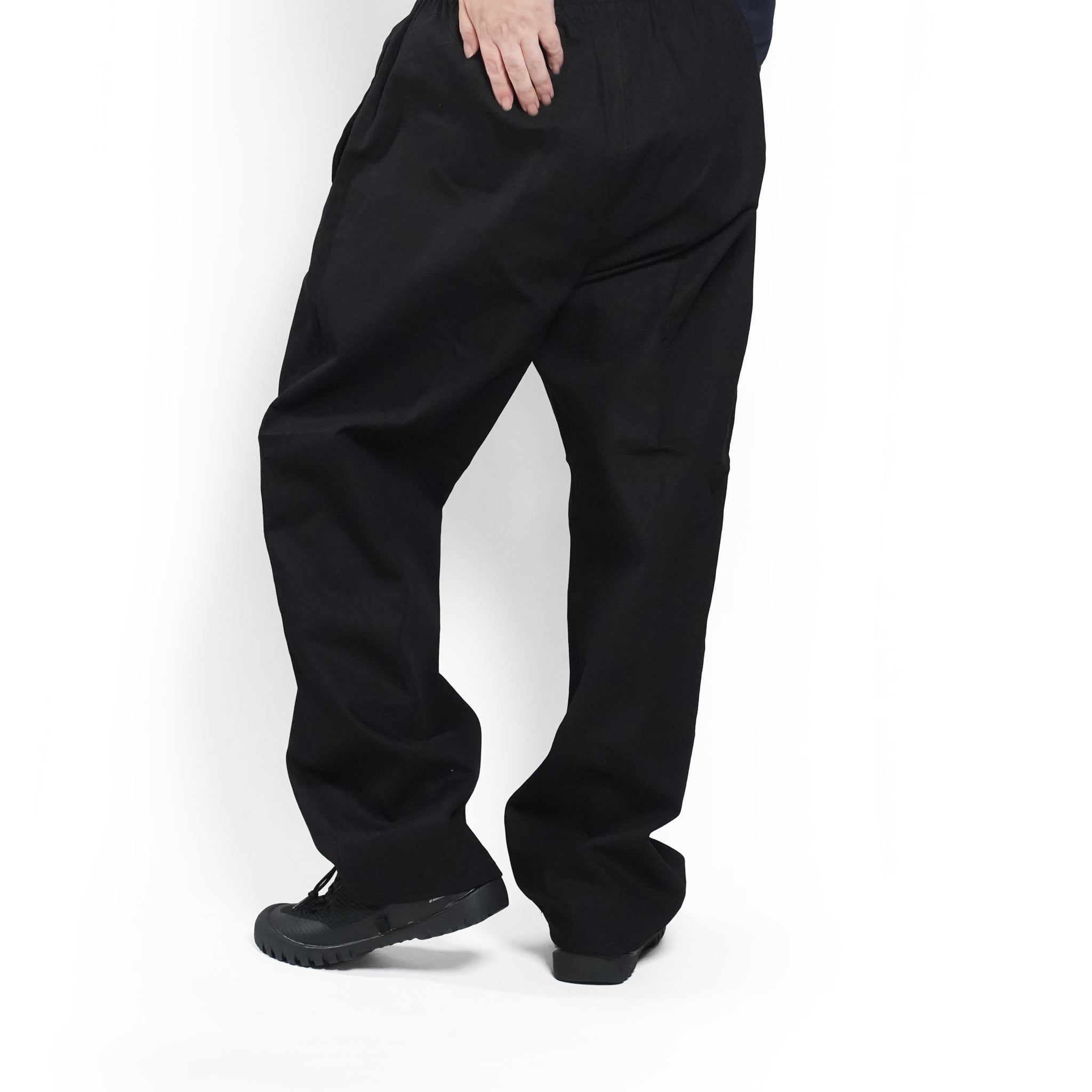 DAILY DIGGING (Duck Pants) – Black | SMOKE T ONE