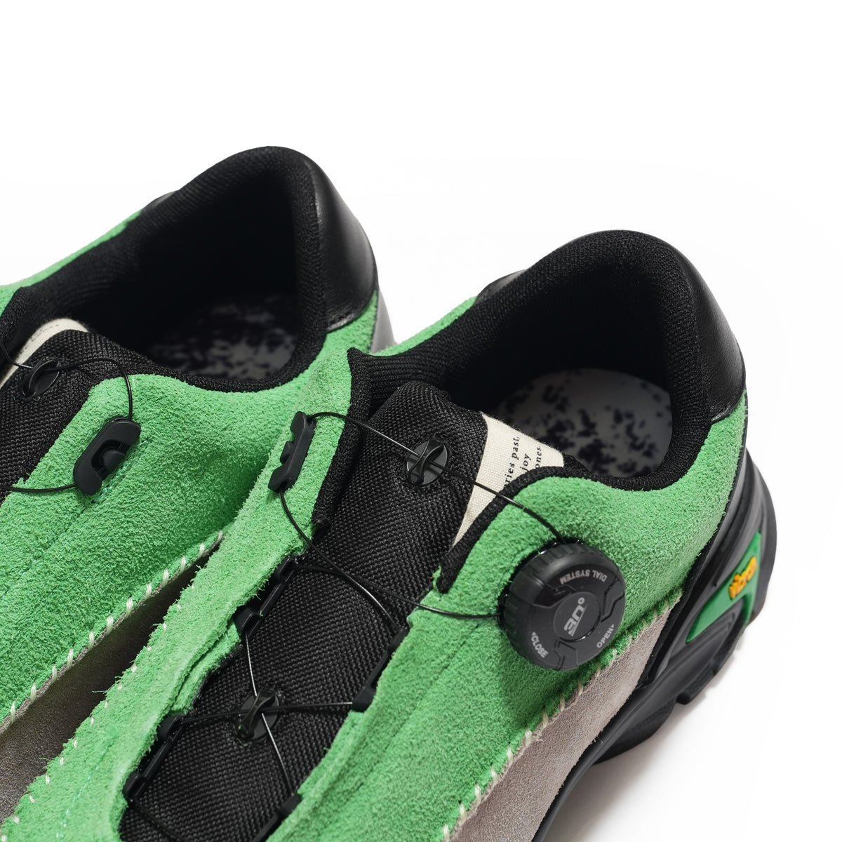 UPTIGHT – Green | YUERS
