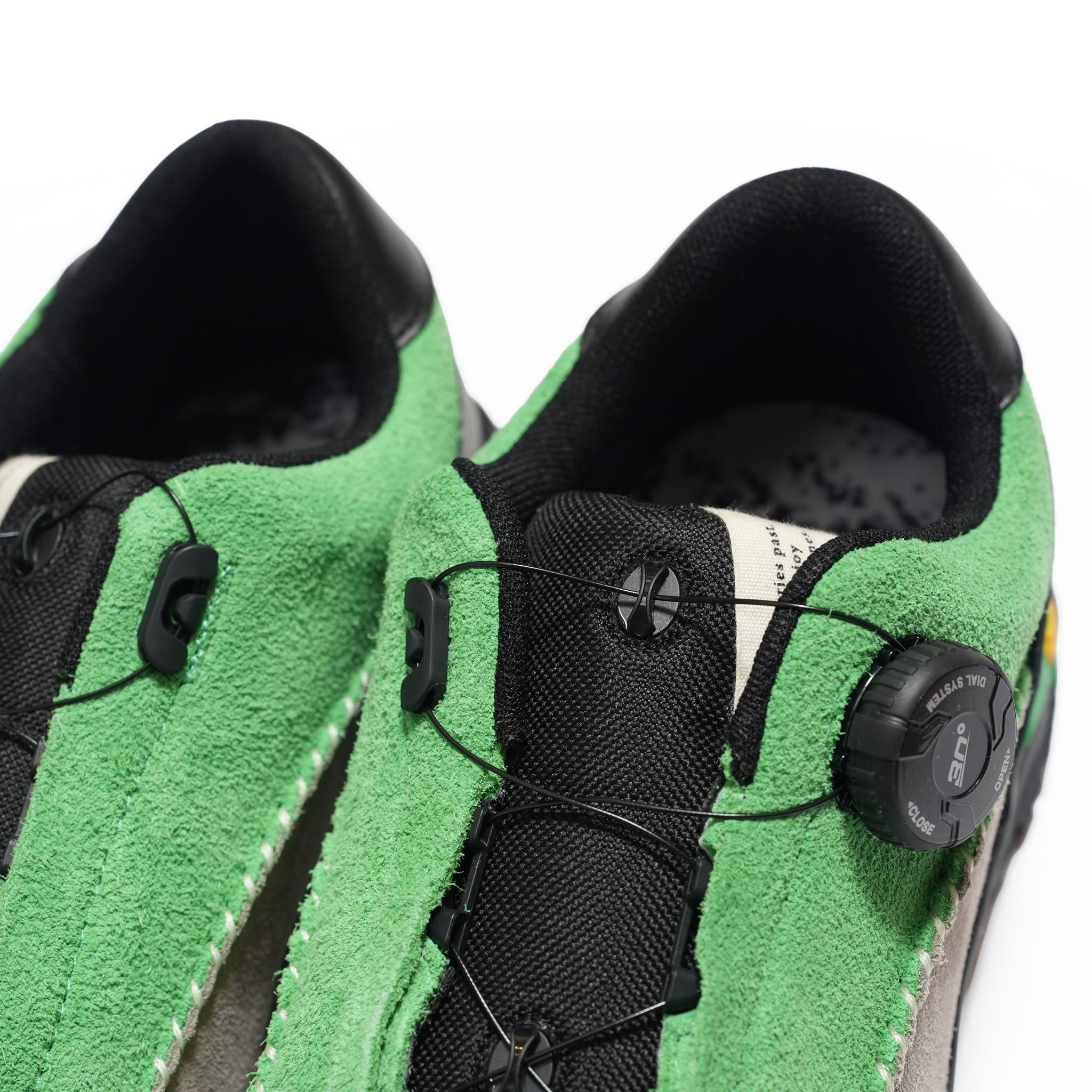 UPTIGHT – Green | YUERS