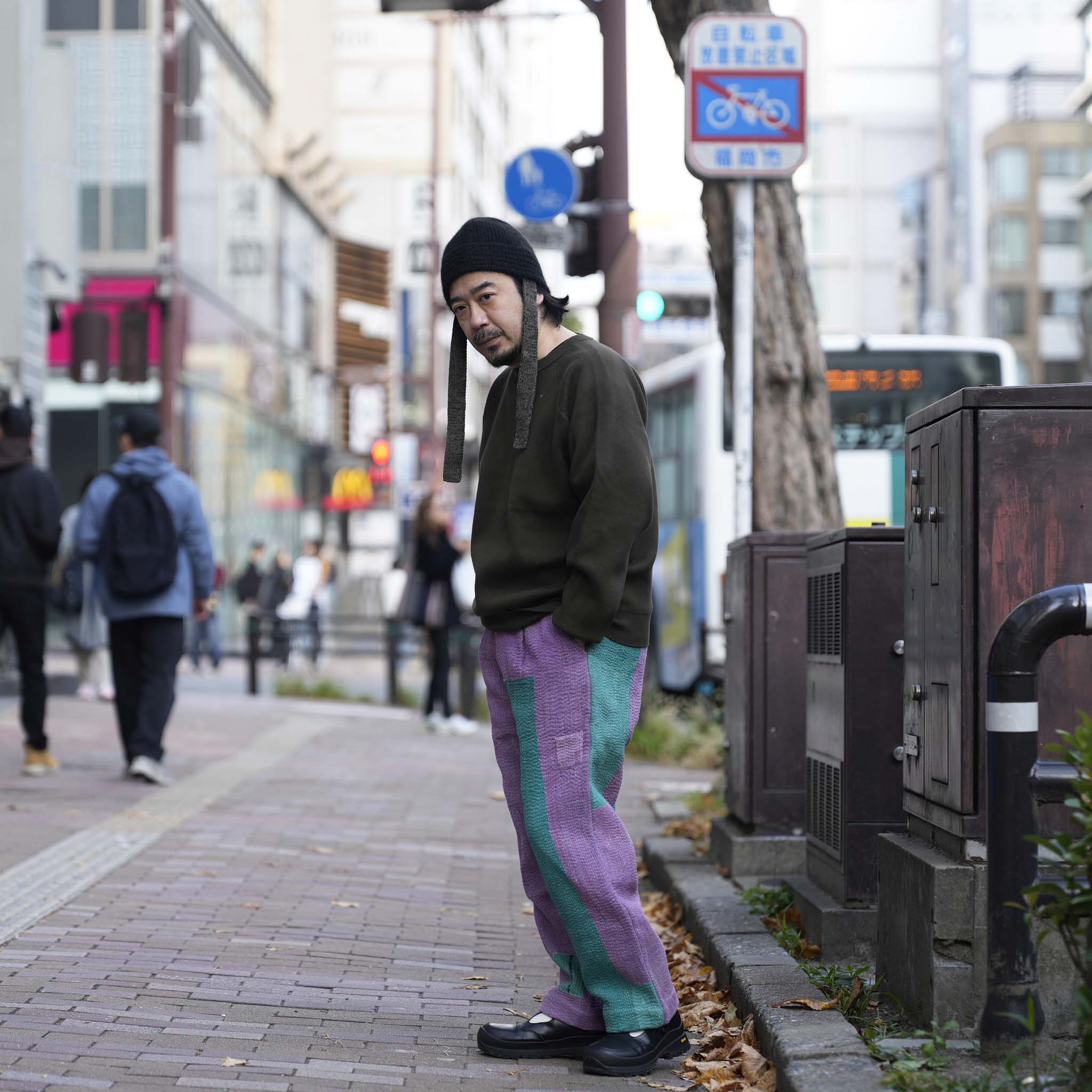 K2611204 | ACTUALLY CREW | 02-DARK OLIVE |【NASNGWAM_ナスングワム】