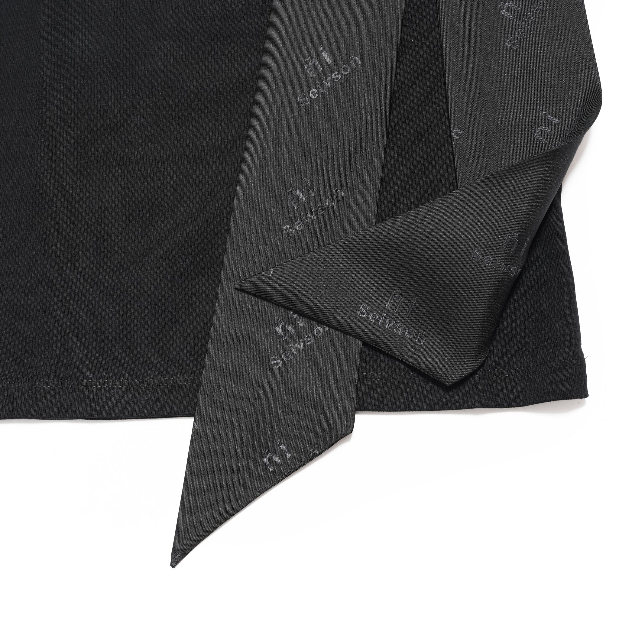 Seivsoñ × yoni — ñi Elongated Bow T-Shirt - BLACK | SEIVSON