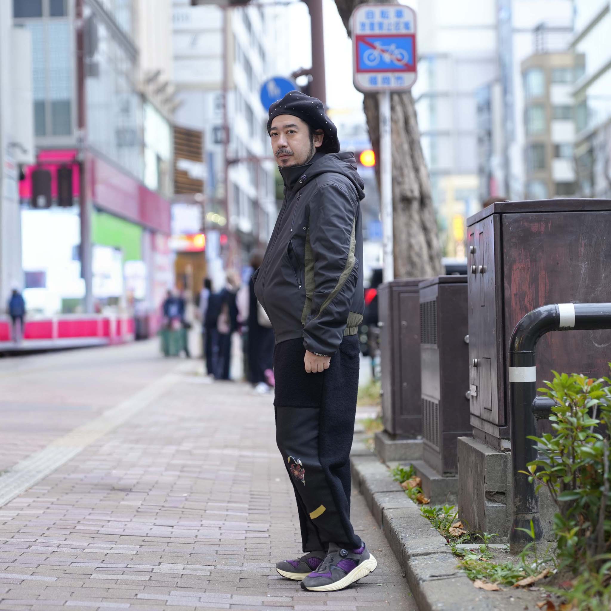 Curvy padded jacket | Color_Ash Black | No_pla25awj12-1_ash black【PLATEAU STUDIO_プラトー スタジオ】