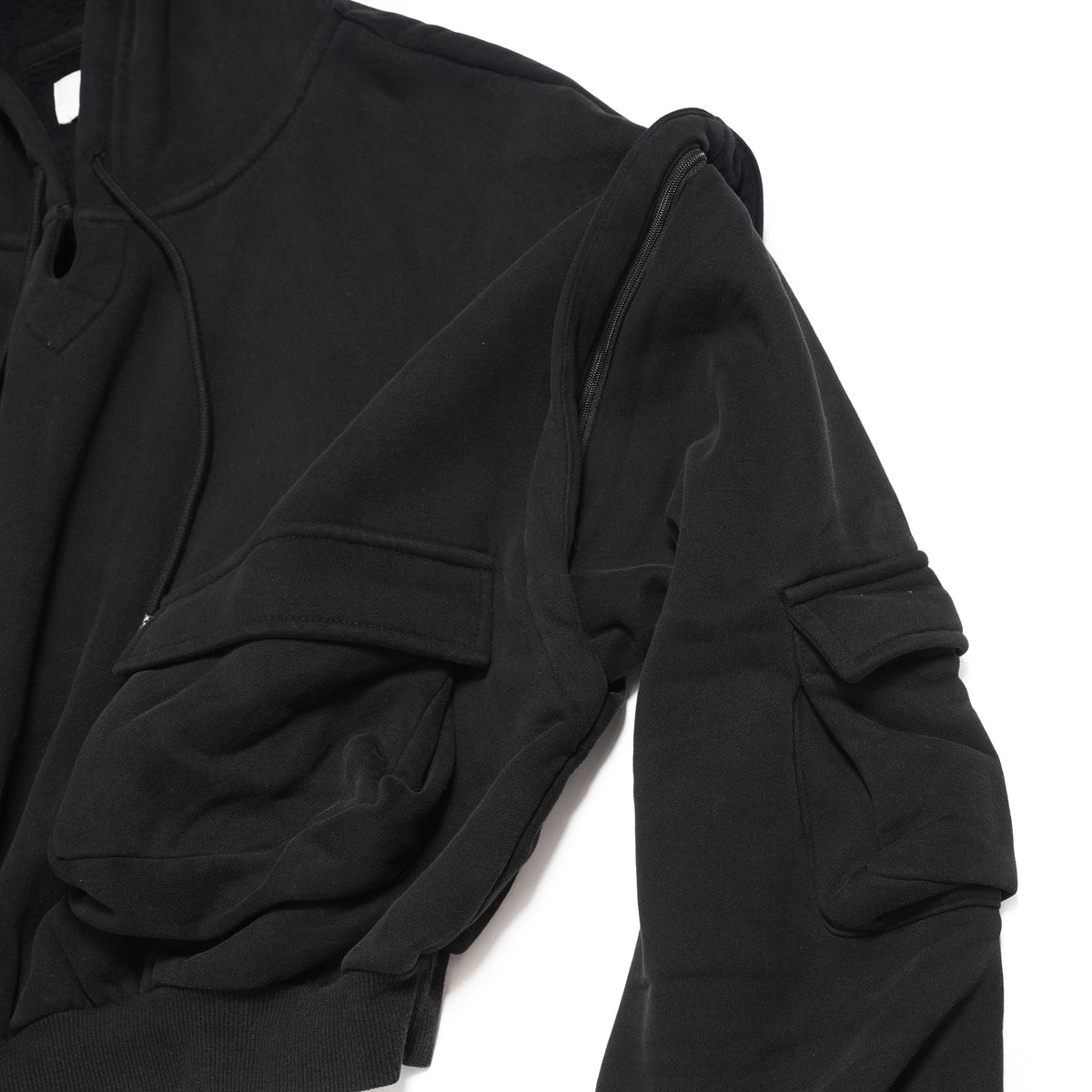 PUFF POWER CROPPED HOODIE WITH ZIP OFF SLEEVES – Black | ONE TEASPOON