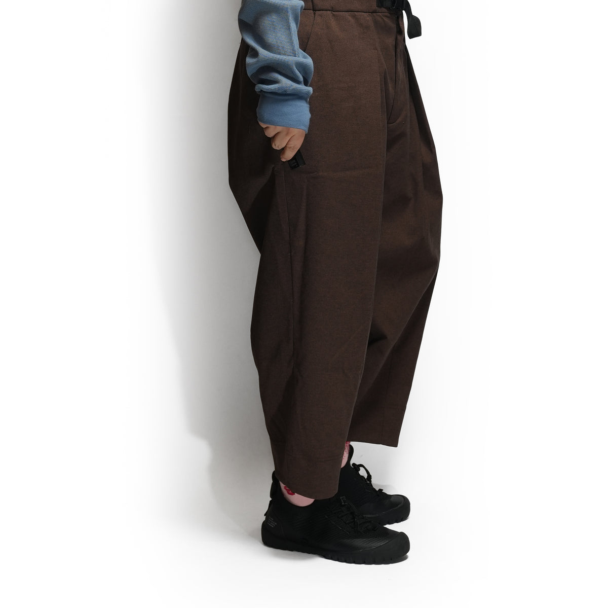 Tech Wool Cropped Easy Pants ※Made In JAPAN – Brown | NORBIT