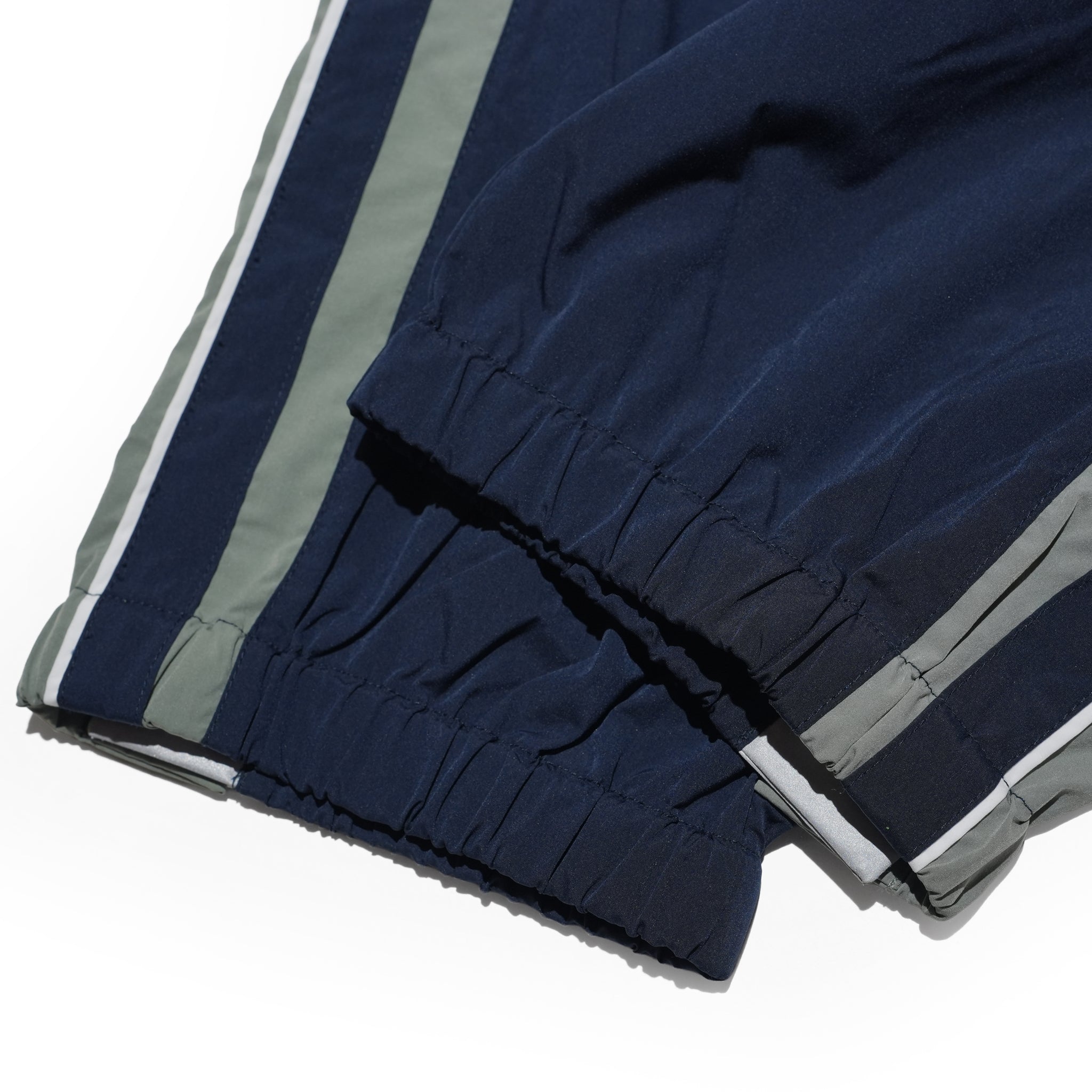Christina_piste pants – Navy | IMPRESTORE