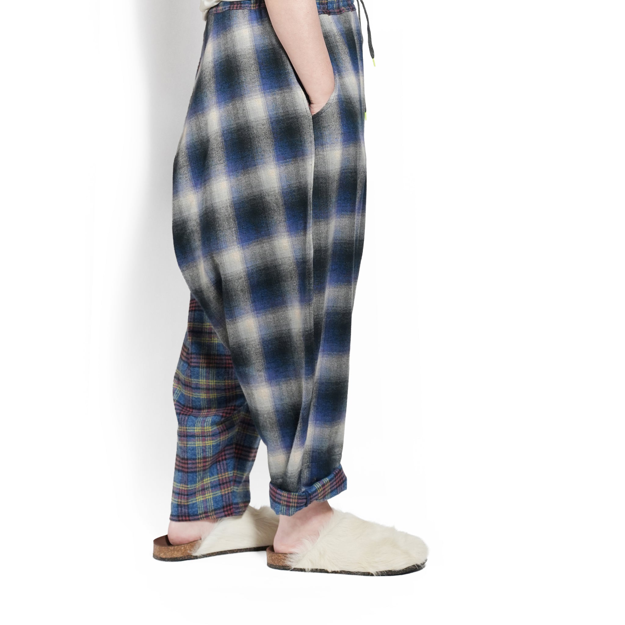 Half flannel check Wide Pants – Blue | STOF | 入荷予定アイテム