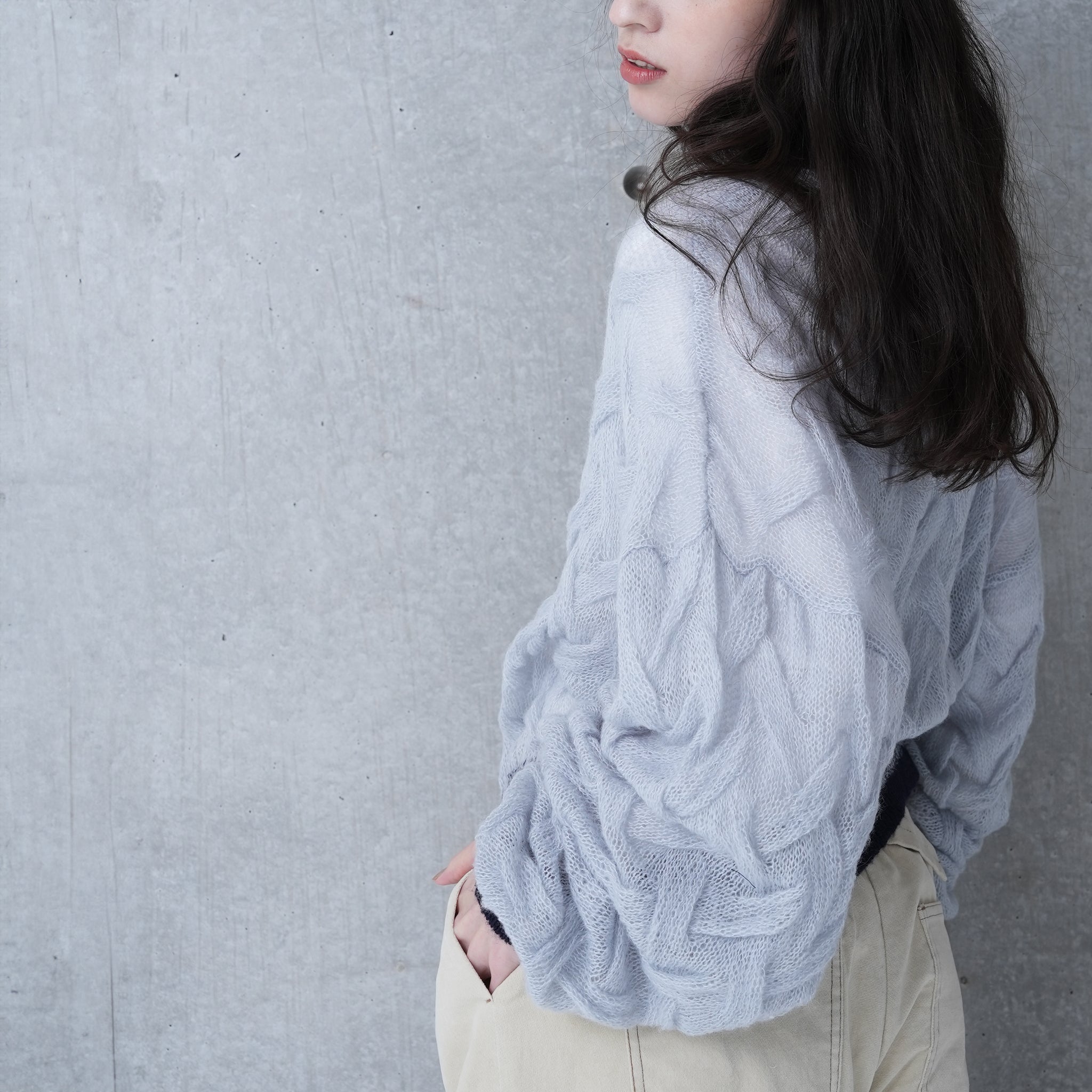 MOHAIR KNIT_SUPER LONG SLV. SLIT TURTLE – Lt Grey | 252-420_lt grey | CaRouseLamBRa