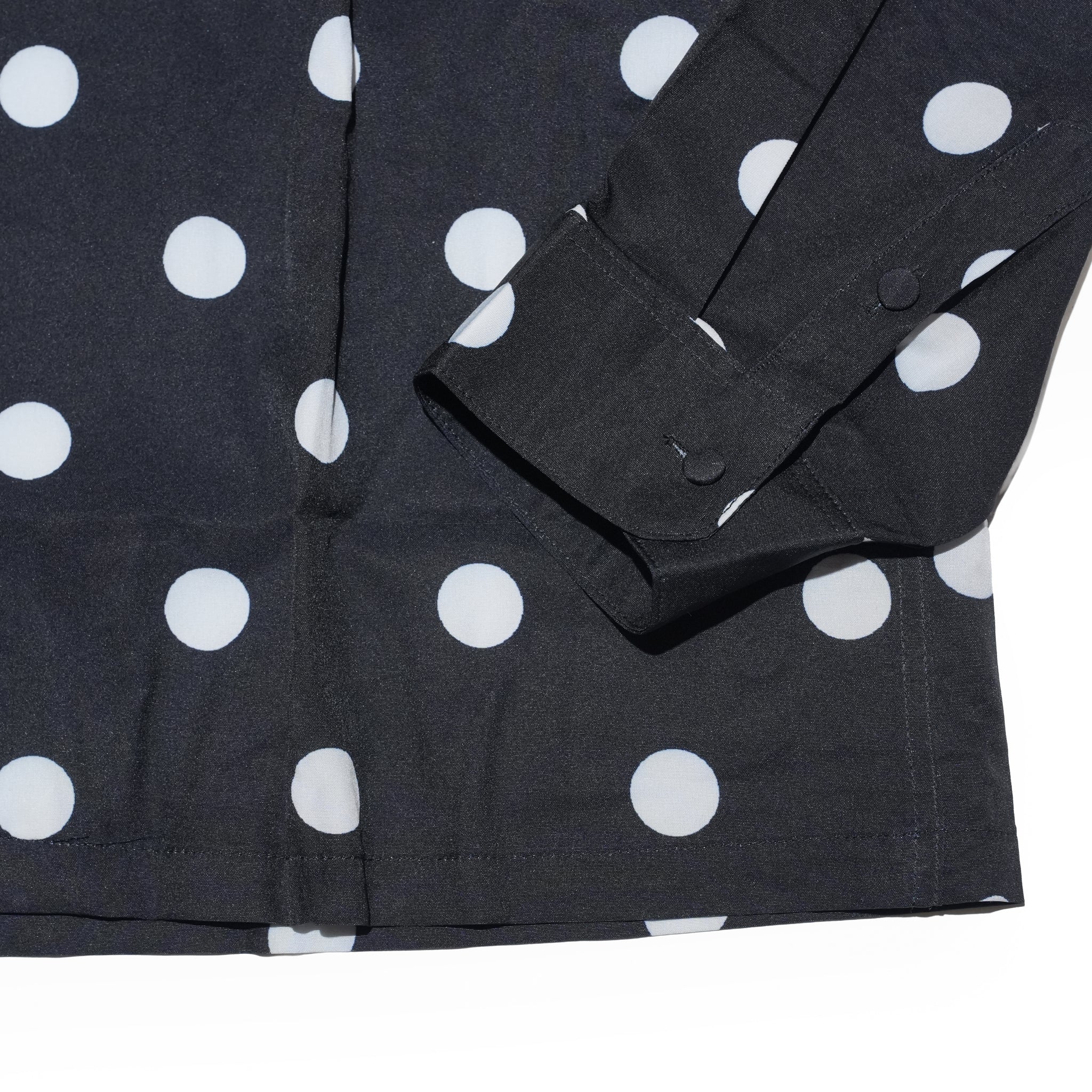 COVERED BUTTON OPEN COLLAR SHIRTS – Black | 261-SH03_Black | ORIGINAL JOHN