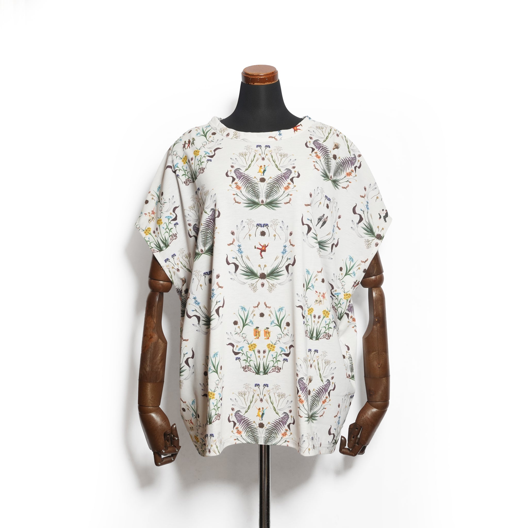 Dance In The Garden Tee– Natural | BEDSIDEDRAMA
