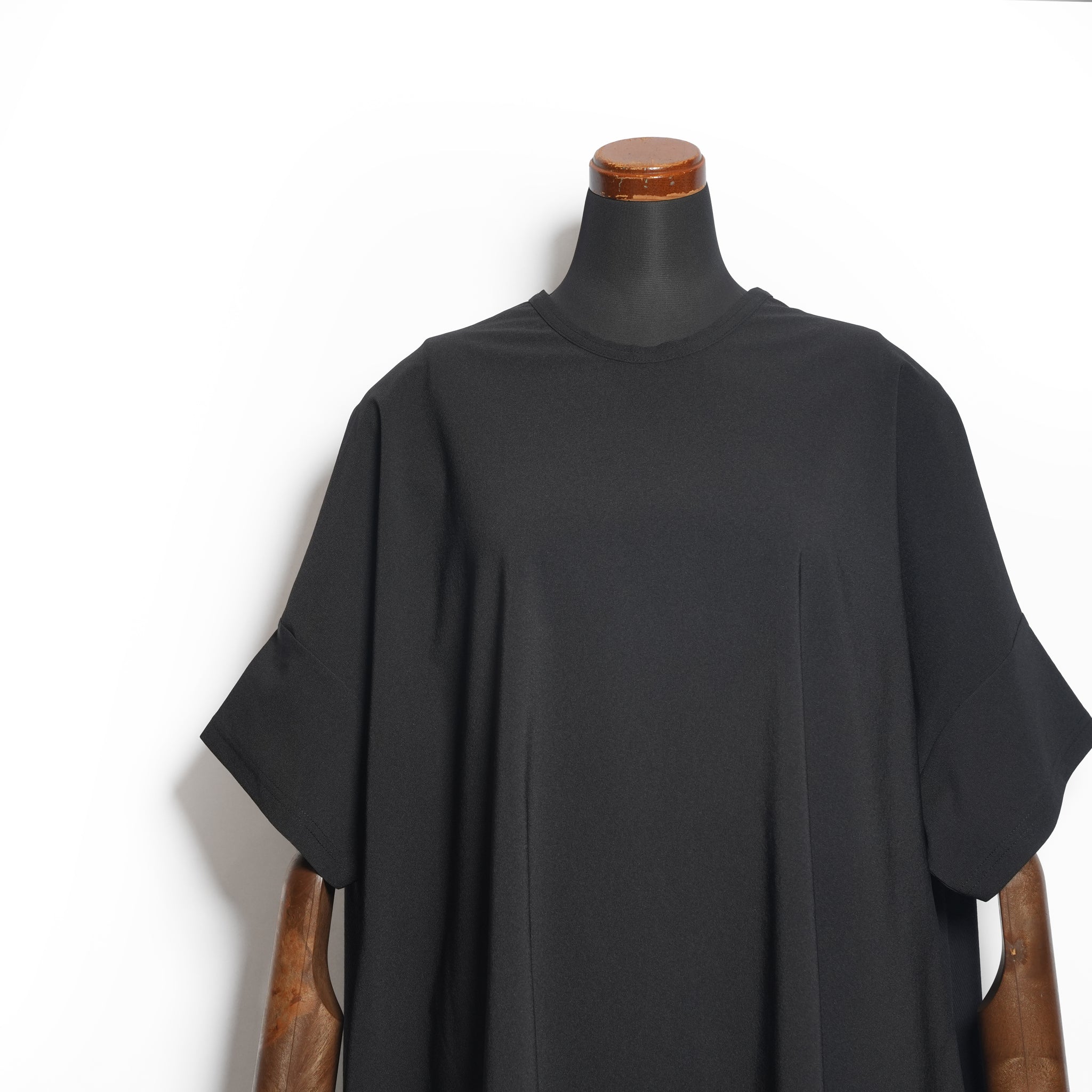 Draped Maxi Tee Dress– Black | BEDSIDEDRAMA