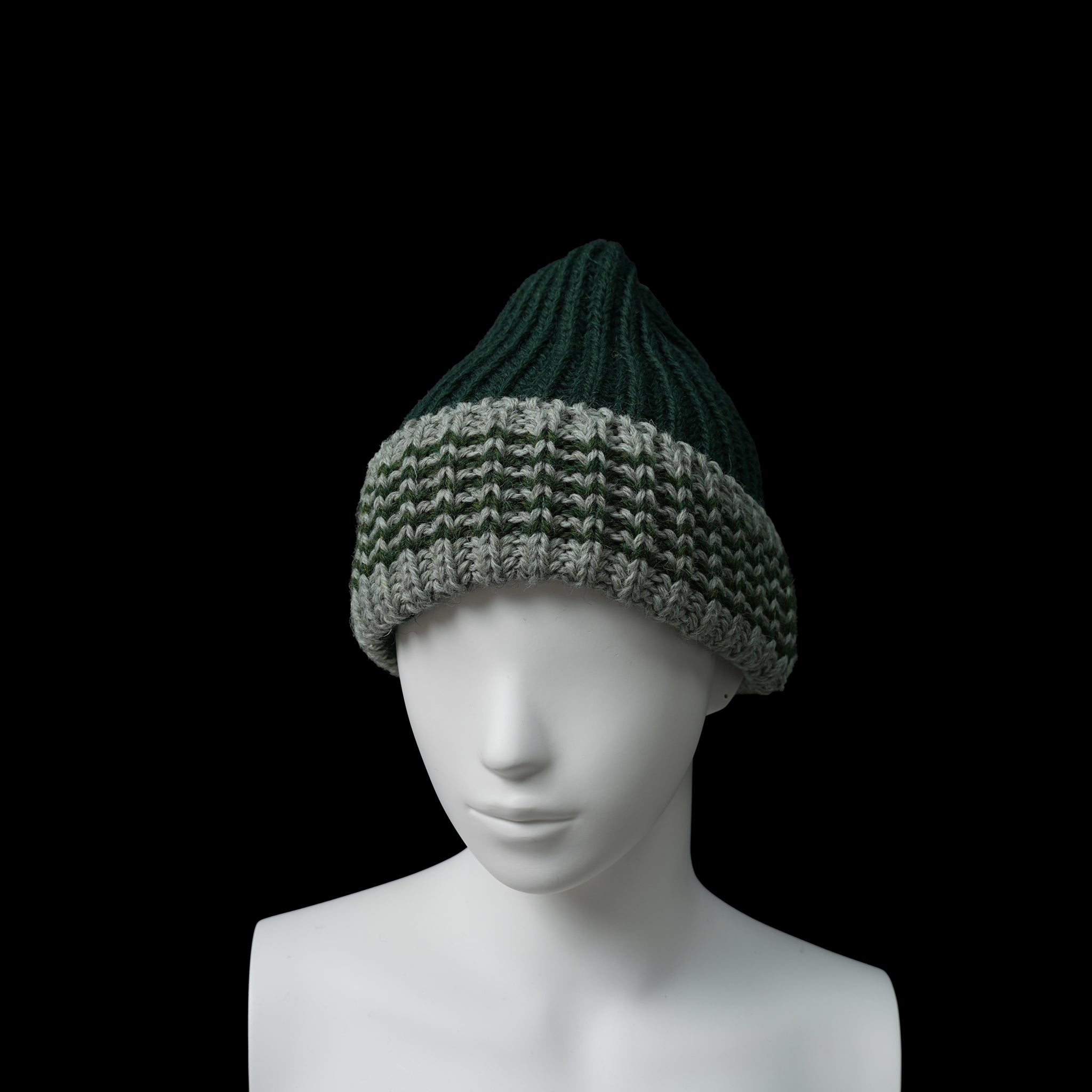 No:HL-23FW-0021 | Line BW 001 Bobcap – -Rose-Black / Darkgrn-Erndl-Ctcgrn / Lipstick-Port-Rust | HIGHLAND 2000【ネコポス選択可能】