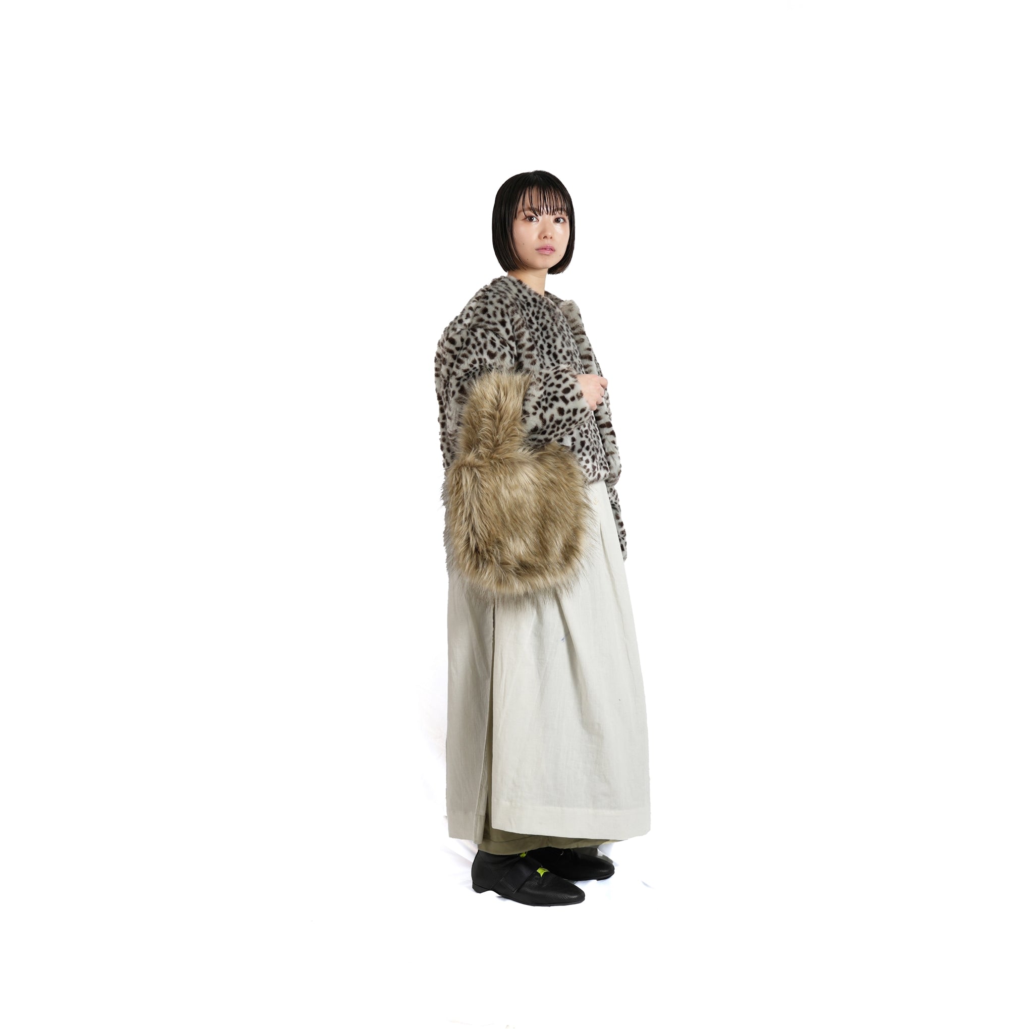 No:MW4WBG05XBE | Name:COYARABBIT | Color:2C【MOLLIOLLI_モリオリ】