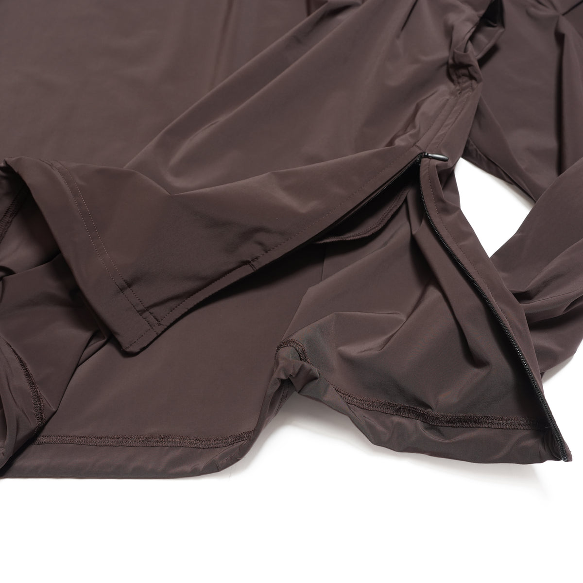 _301 – Dark Brown | UNTRACE