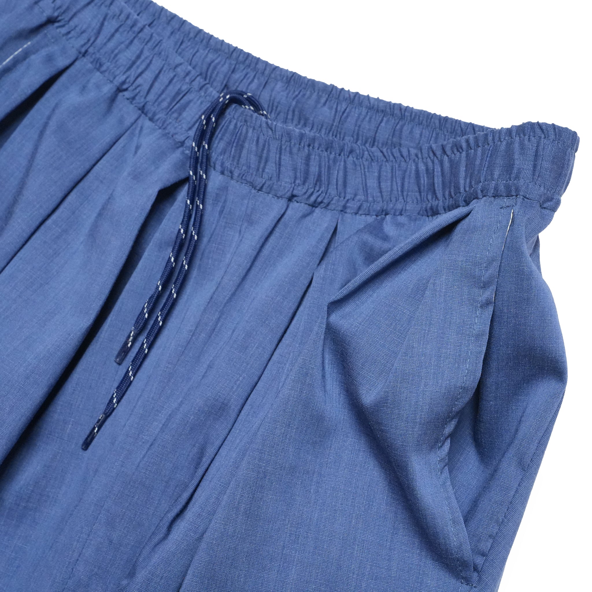 TRIPLE TUCK LINEN PANTS– Blue | STOF