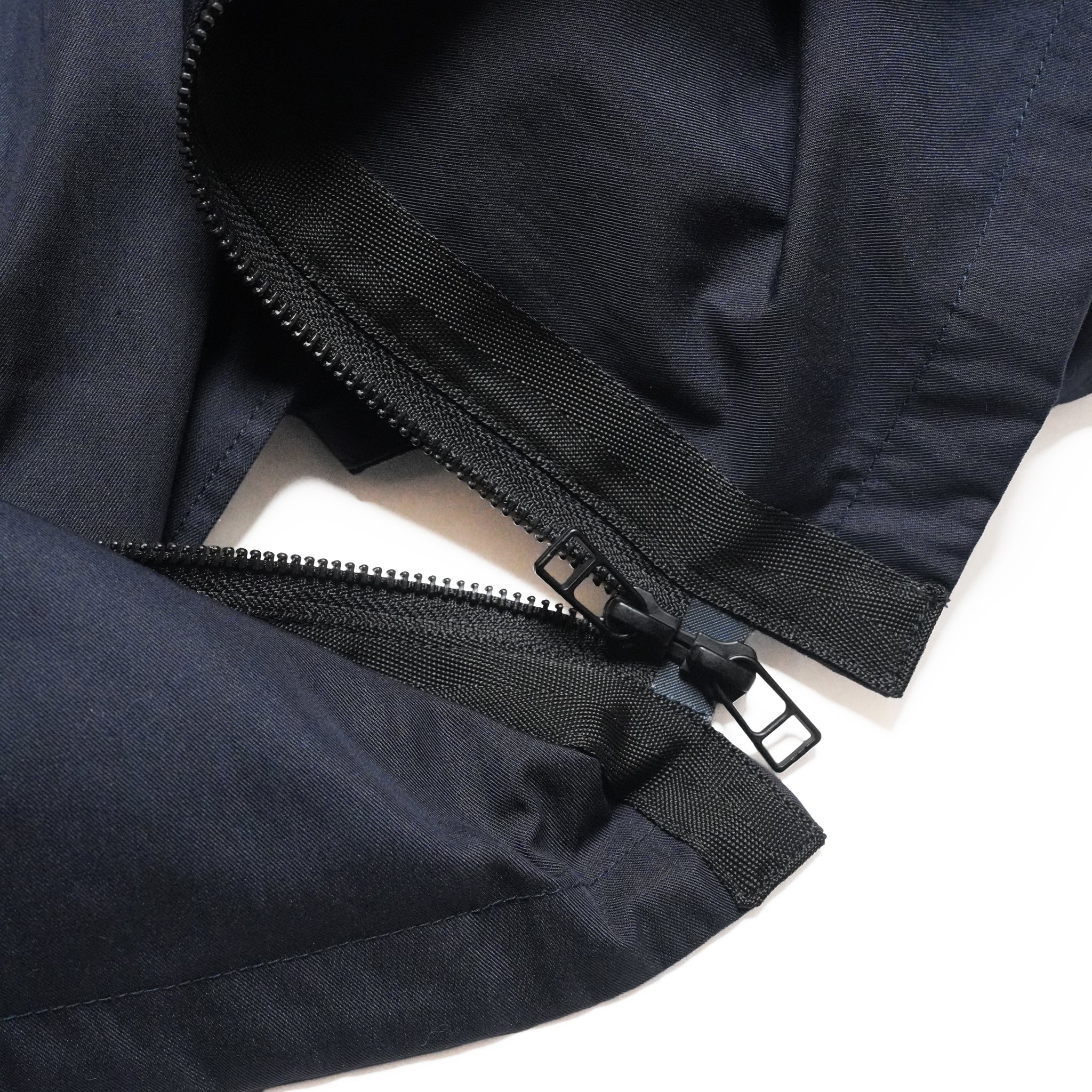 Highkey Vest – Navy | YE-J-002 | YENOPE