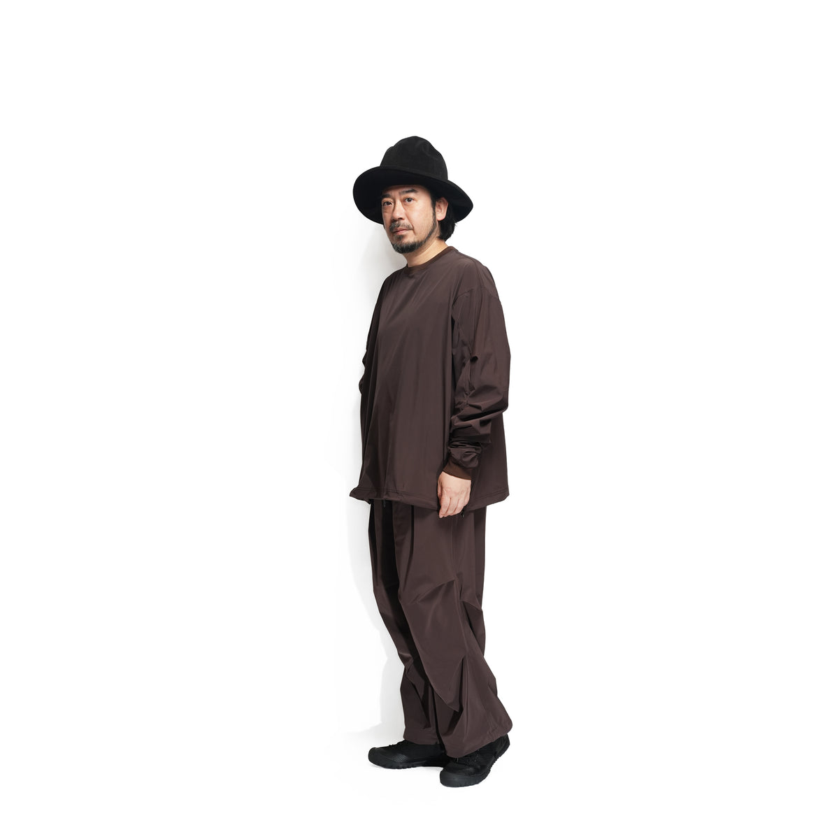 _301 – Dark Brown | UNTRACE