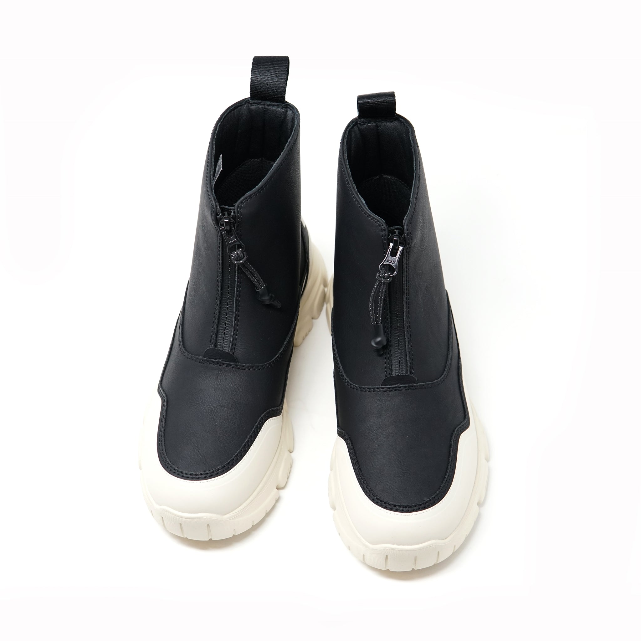 SK-228 | TREK ZIP BOOTIE AT – Linen/Taupe 01U | SHAKA