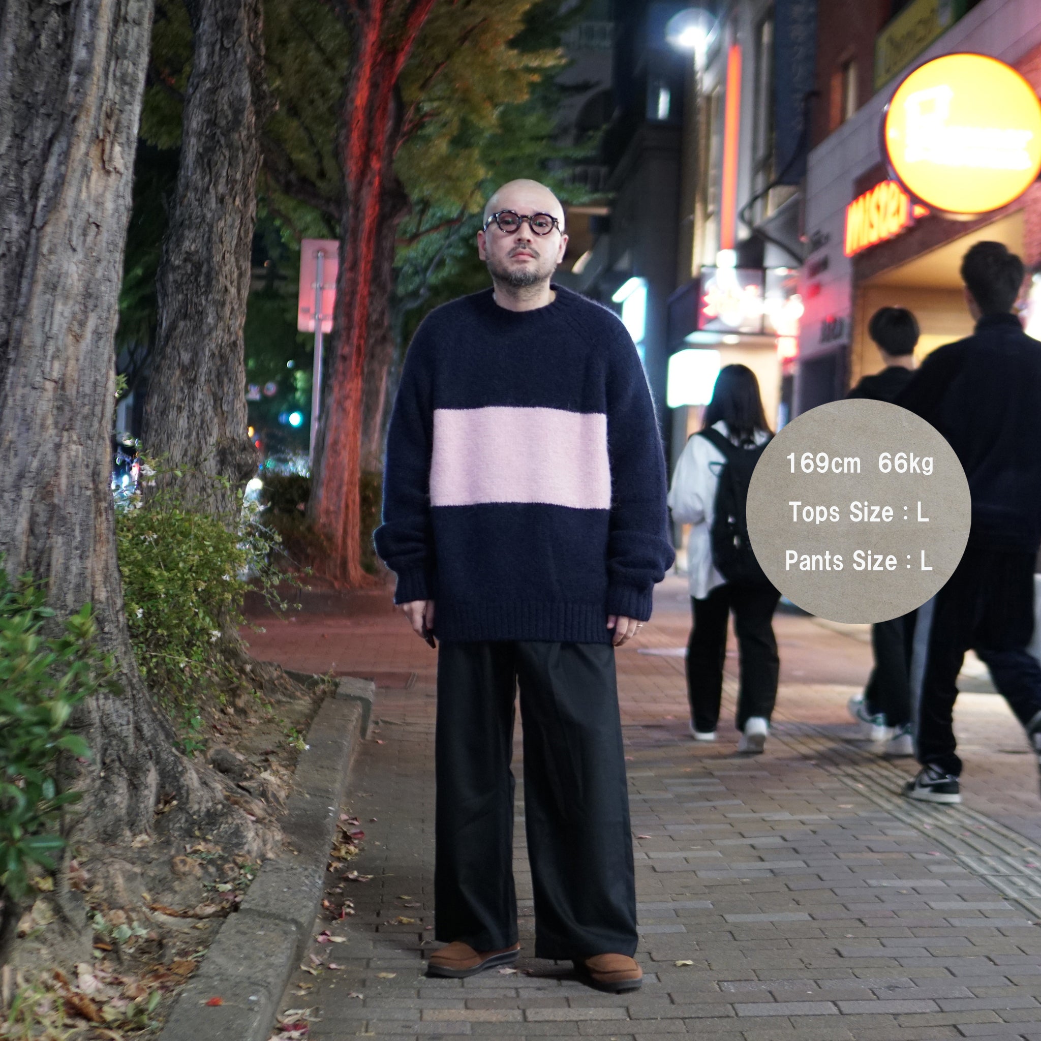 ALPACA LOOP CREW – Navy Pink | MINAMI ANDERSON