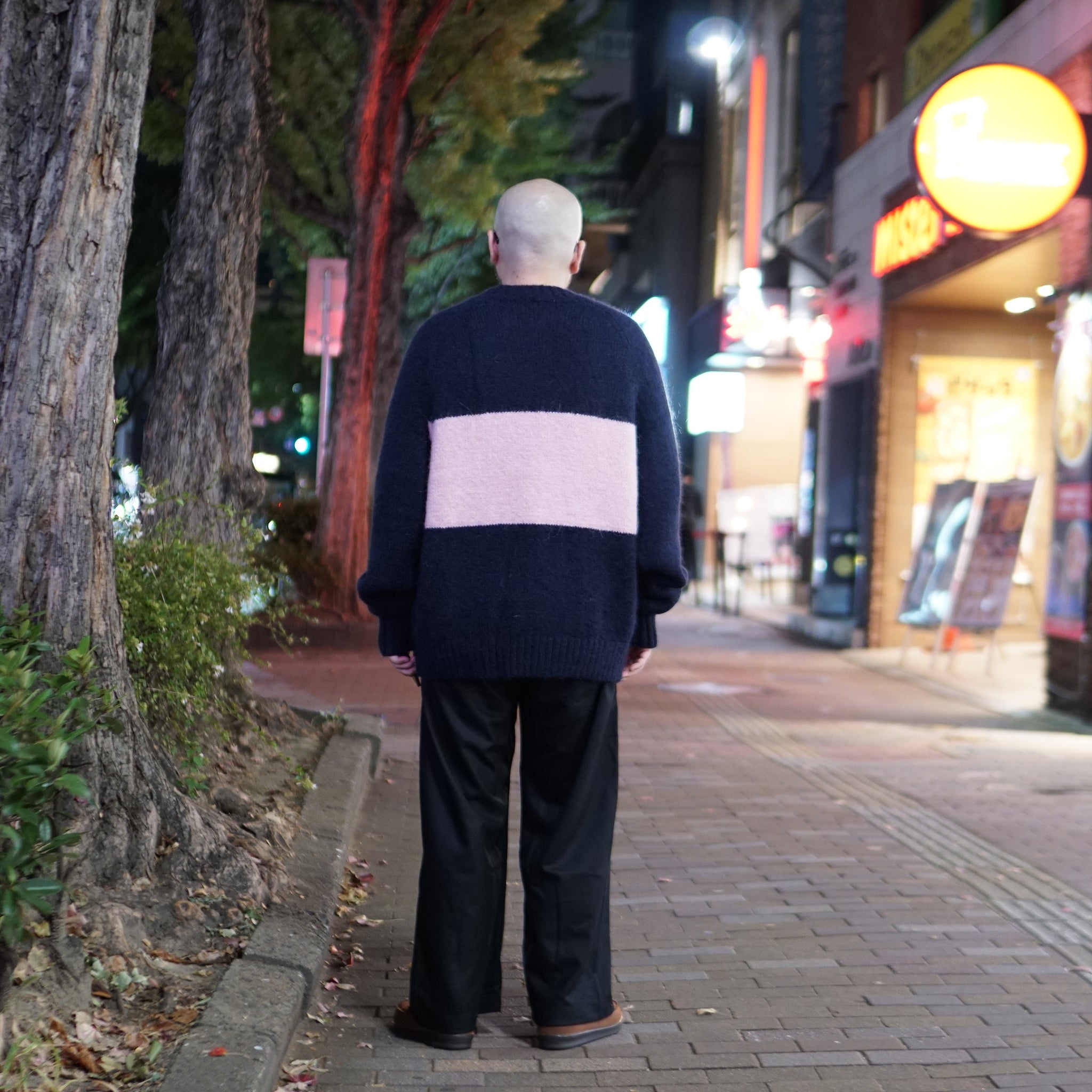 ALPACA LOOP CREW – Navy Pink | MINAMI ANDERSON