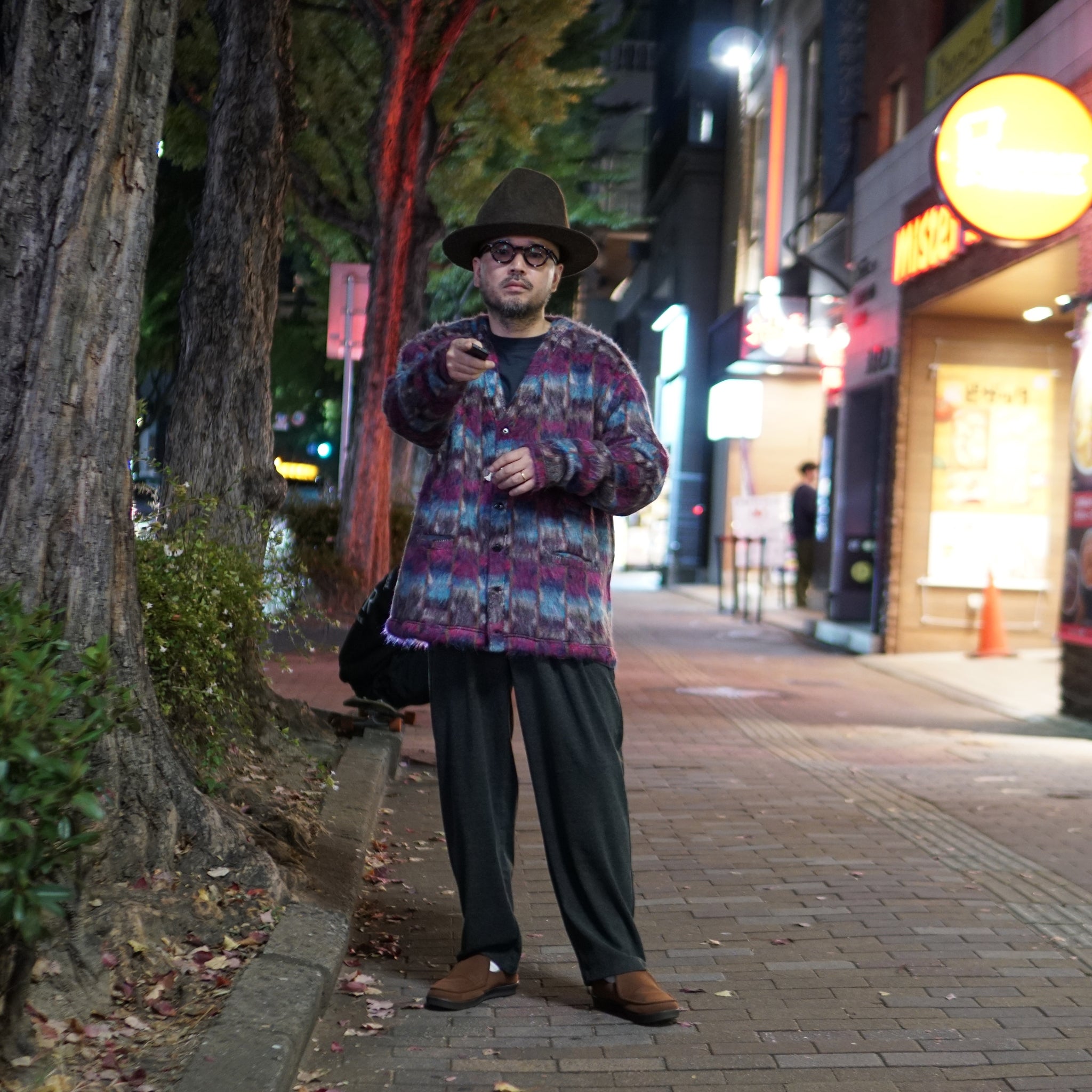 M32801-3 | Shaggy V Cardi- gan Made in Japan By Minami Shoten | Color:Ji-Chan【MONITALY_モニタリー】【archive】