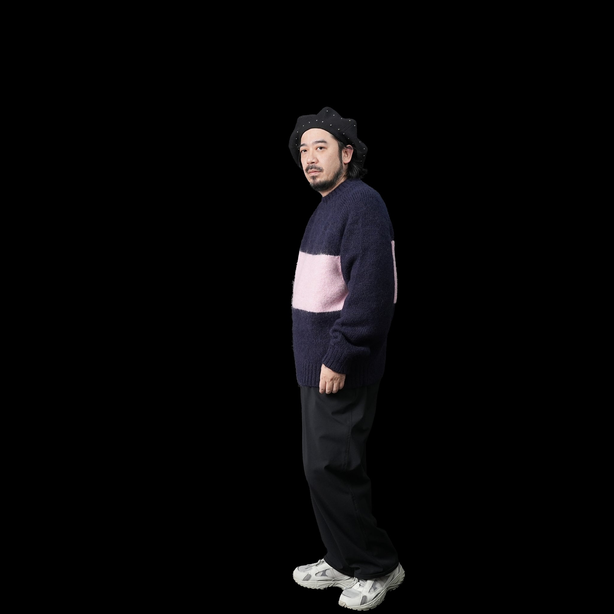 ALPACA LOOP CREW – Navy Pink | MINAMI ANDERSON